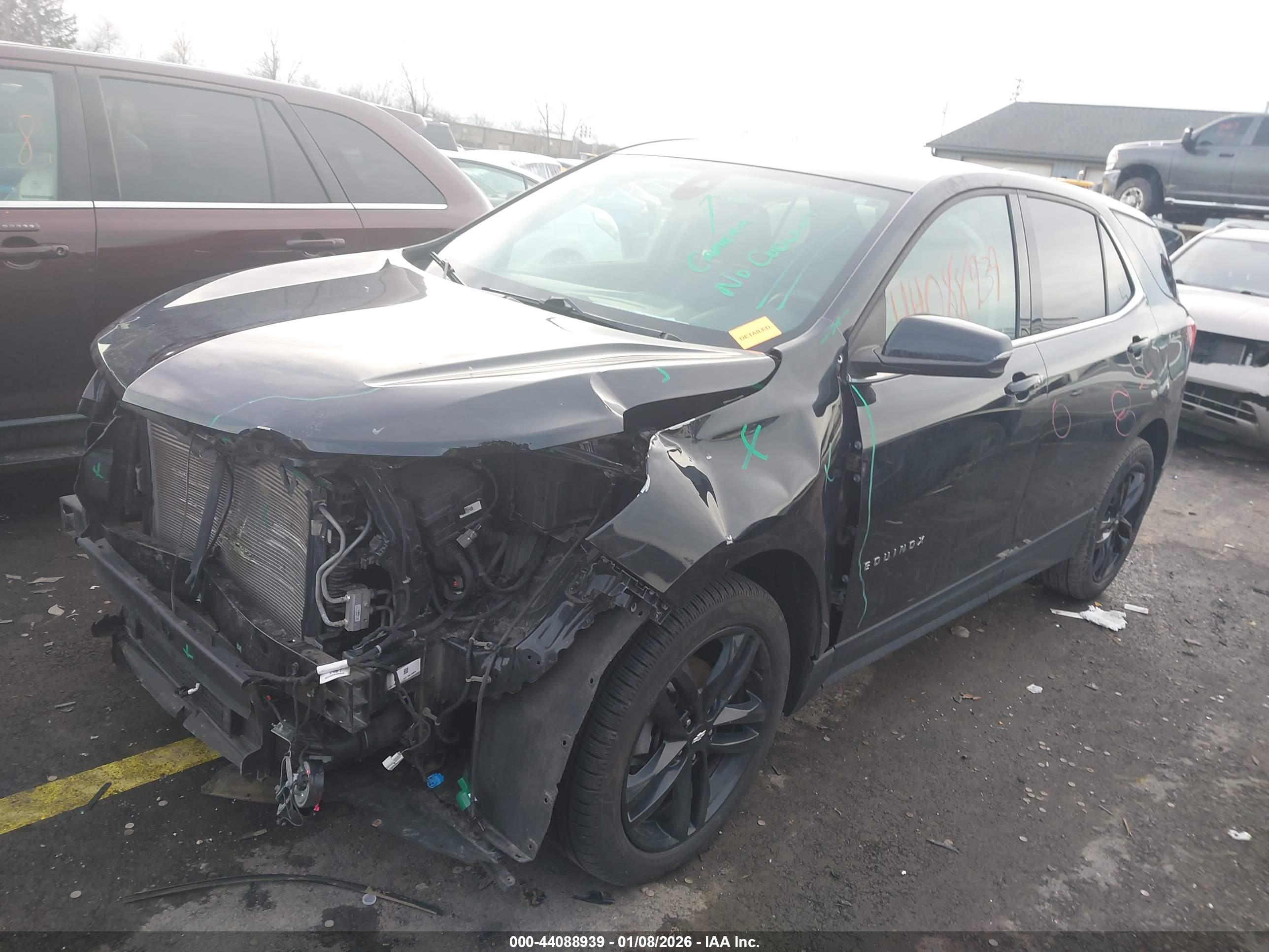 CHEVROLET EQUINOX image 2