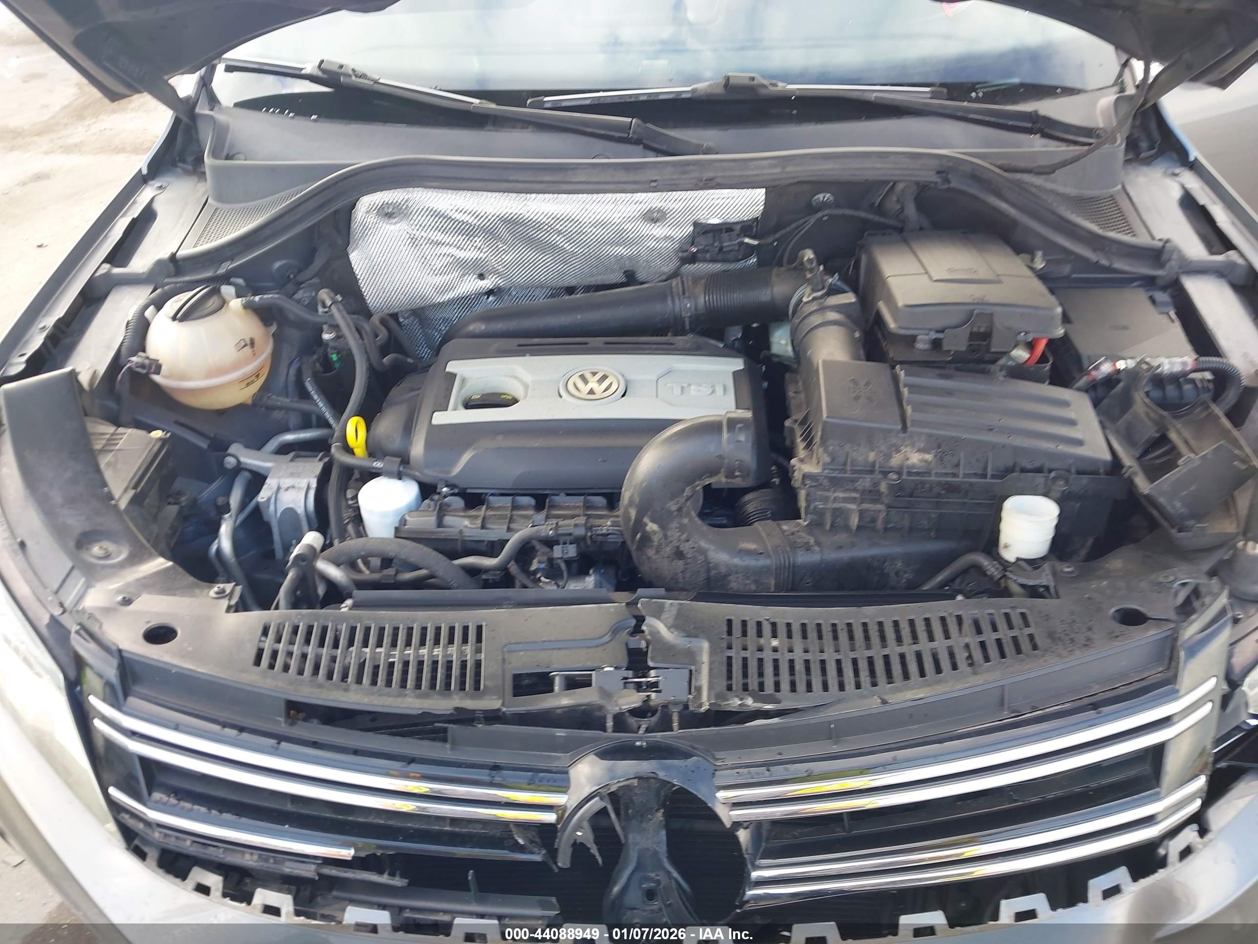 VOLKSWAGEN TIGUAN image 10