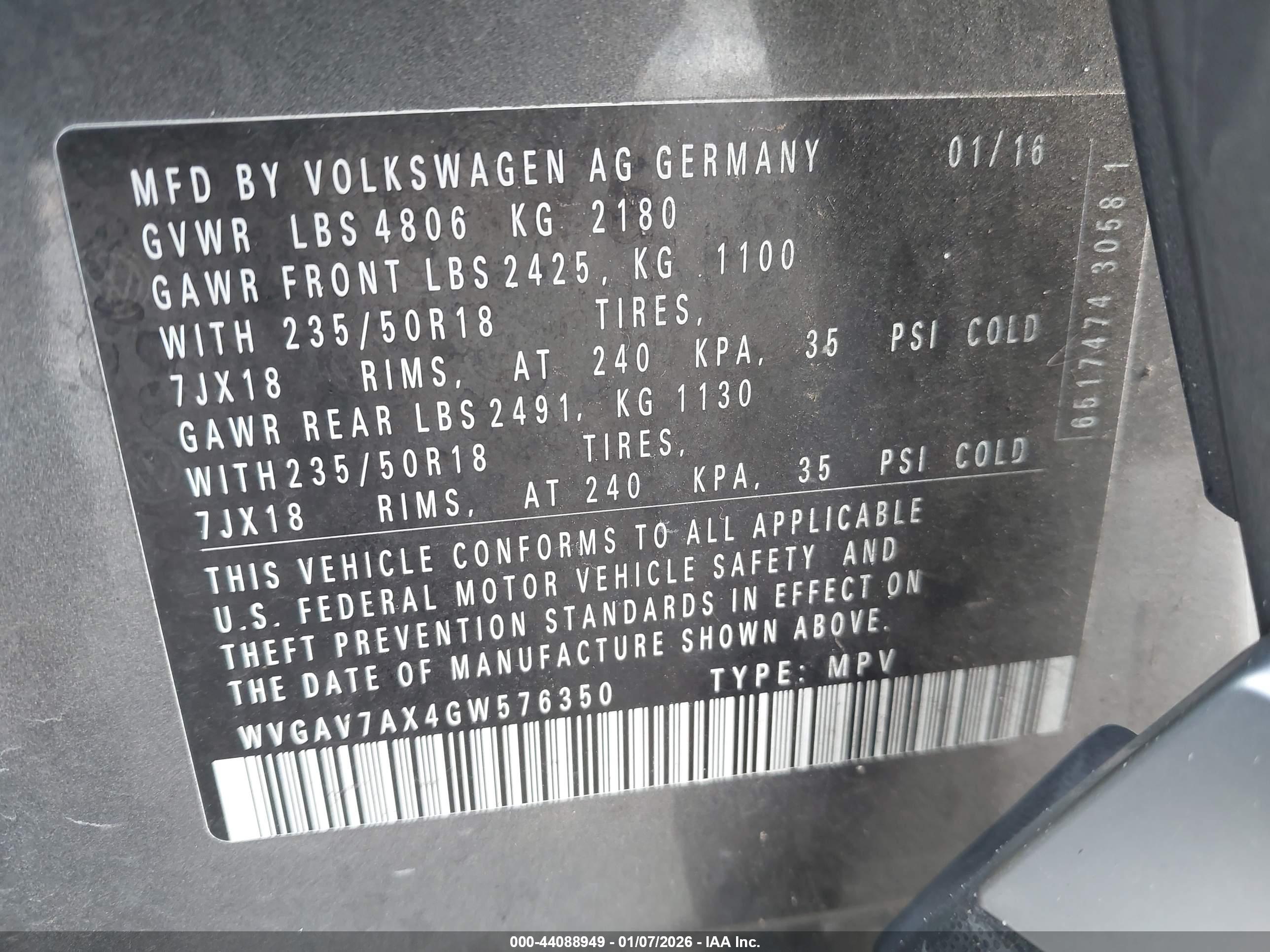 VOLKSWAGEN TIGUAN image 9