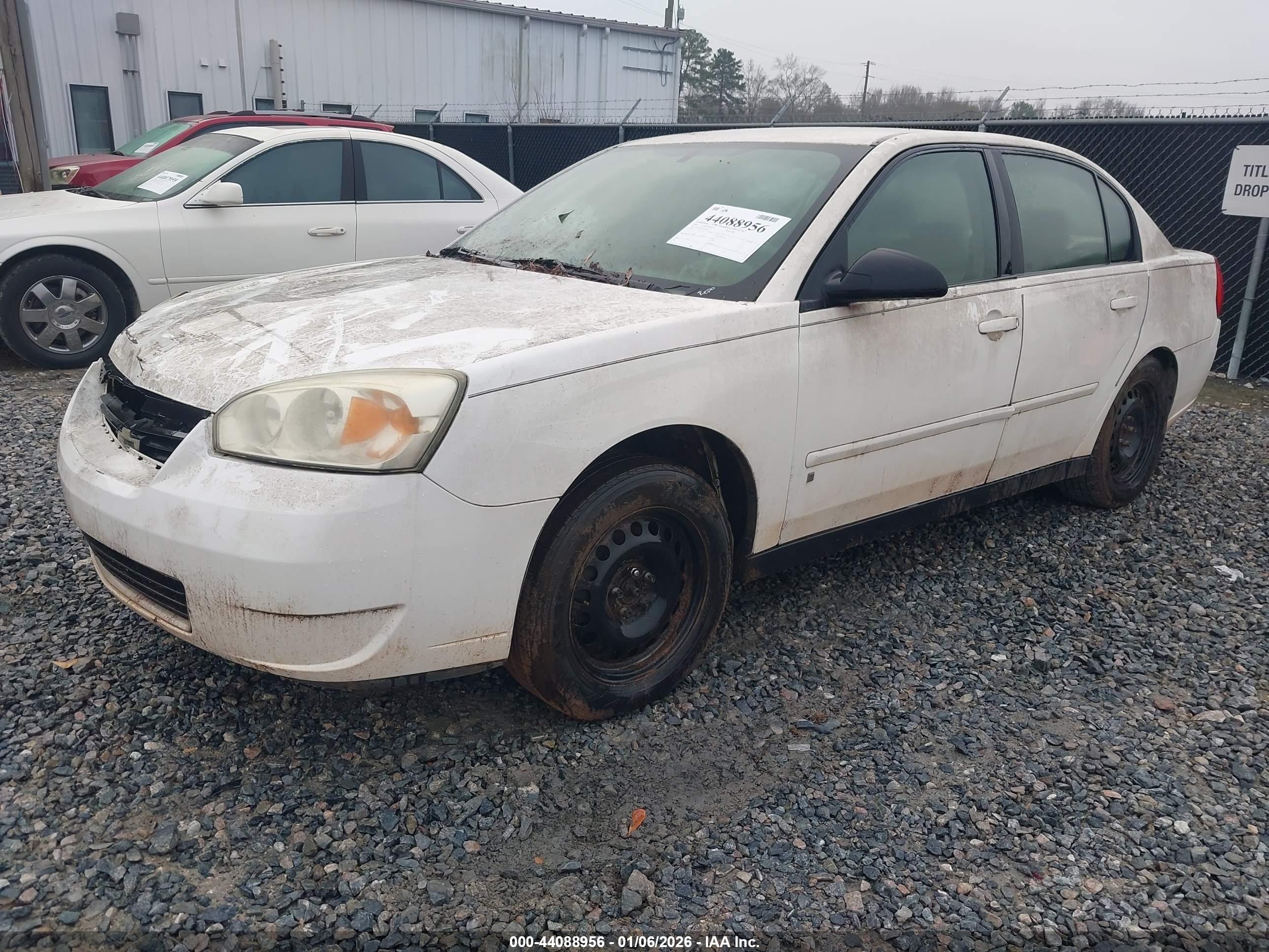 CHEVROLET MALIBU image 2