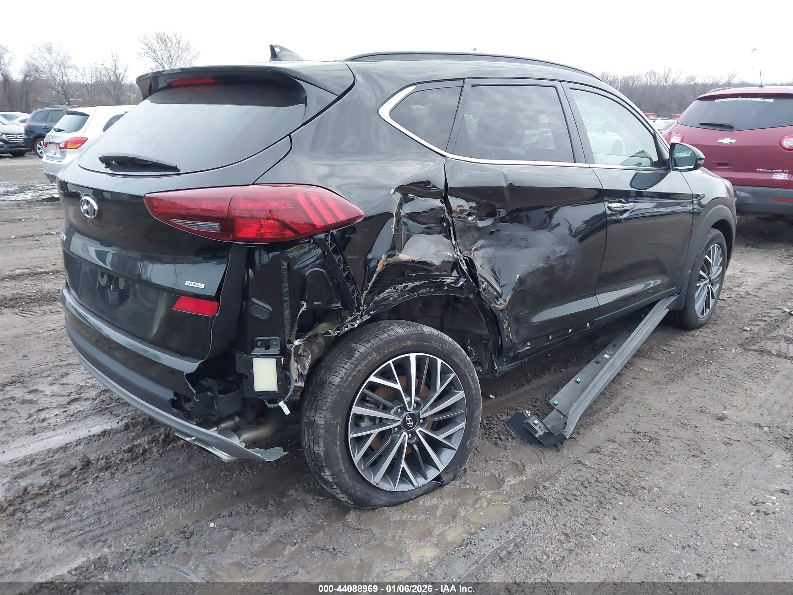 HYUNDAI TUCSON image 4