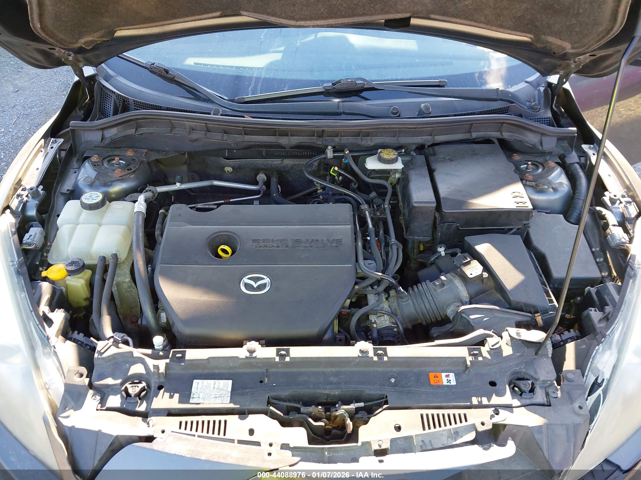MAZDA MAZDA3 image 10