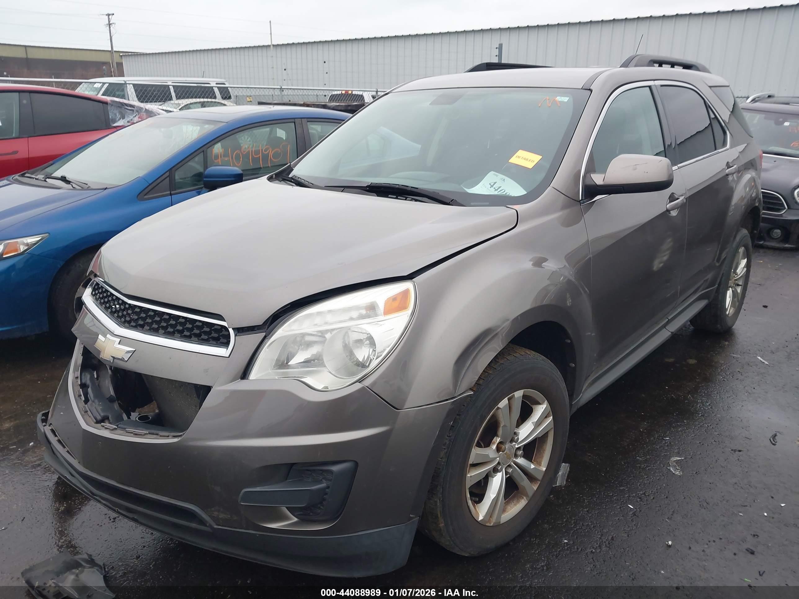 CHEVROLET EQUINOX image 2
