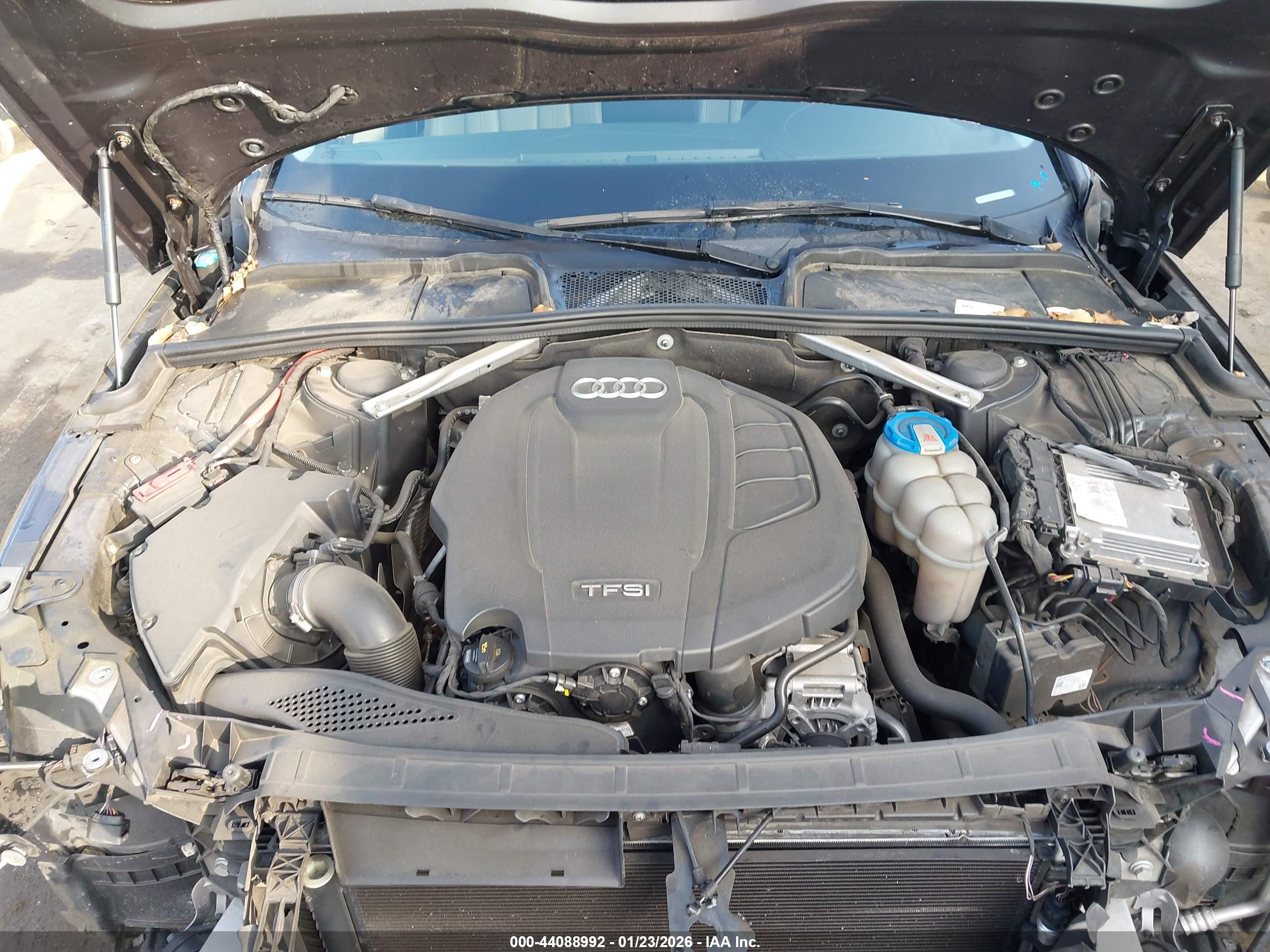 AUDI A4 image 10