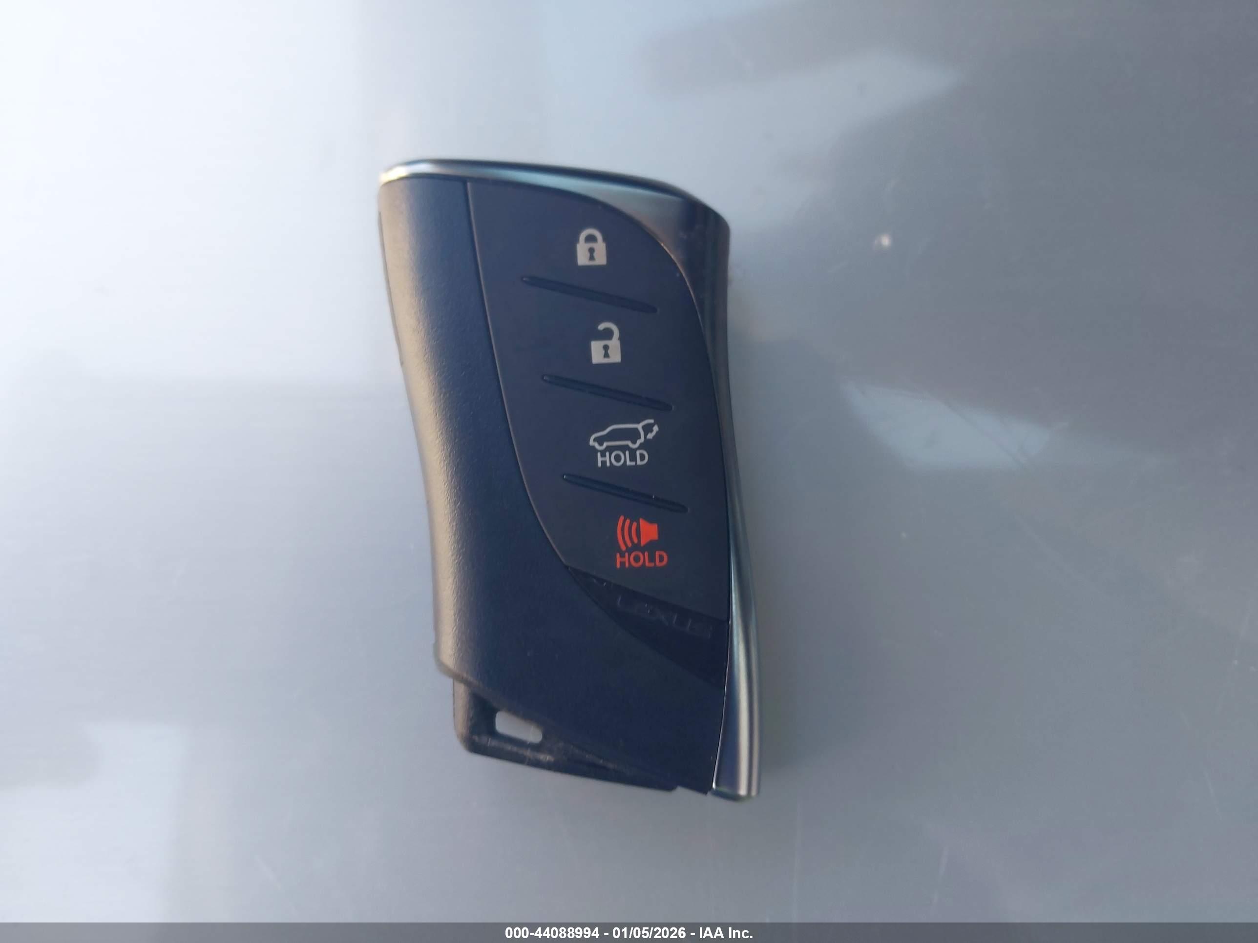 LEXUS RX image 11