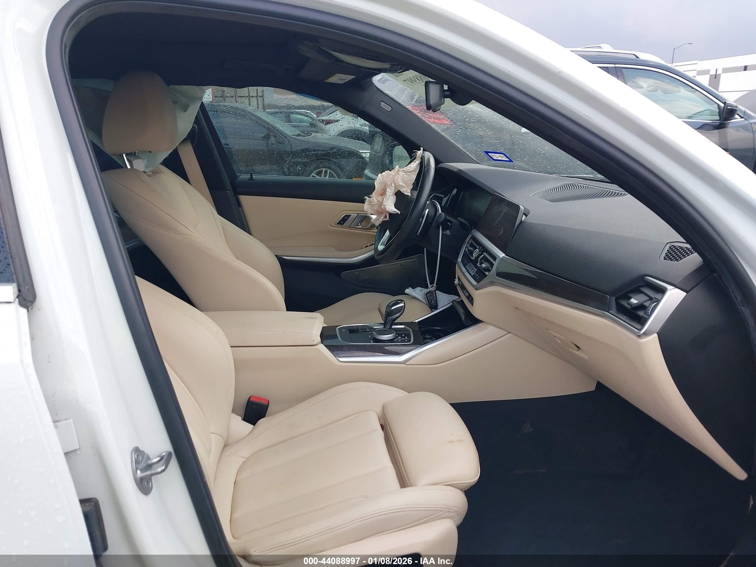 BMW 330I image 5