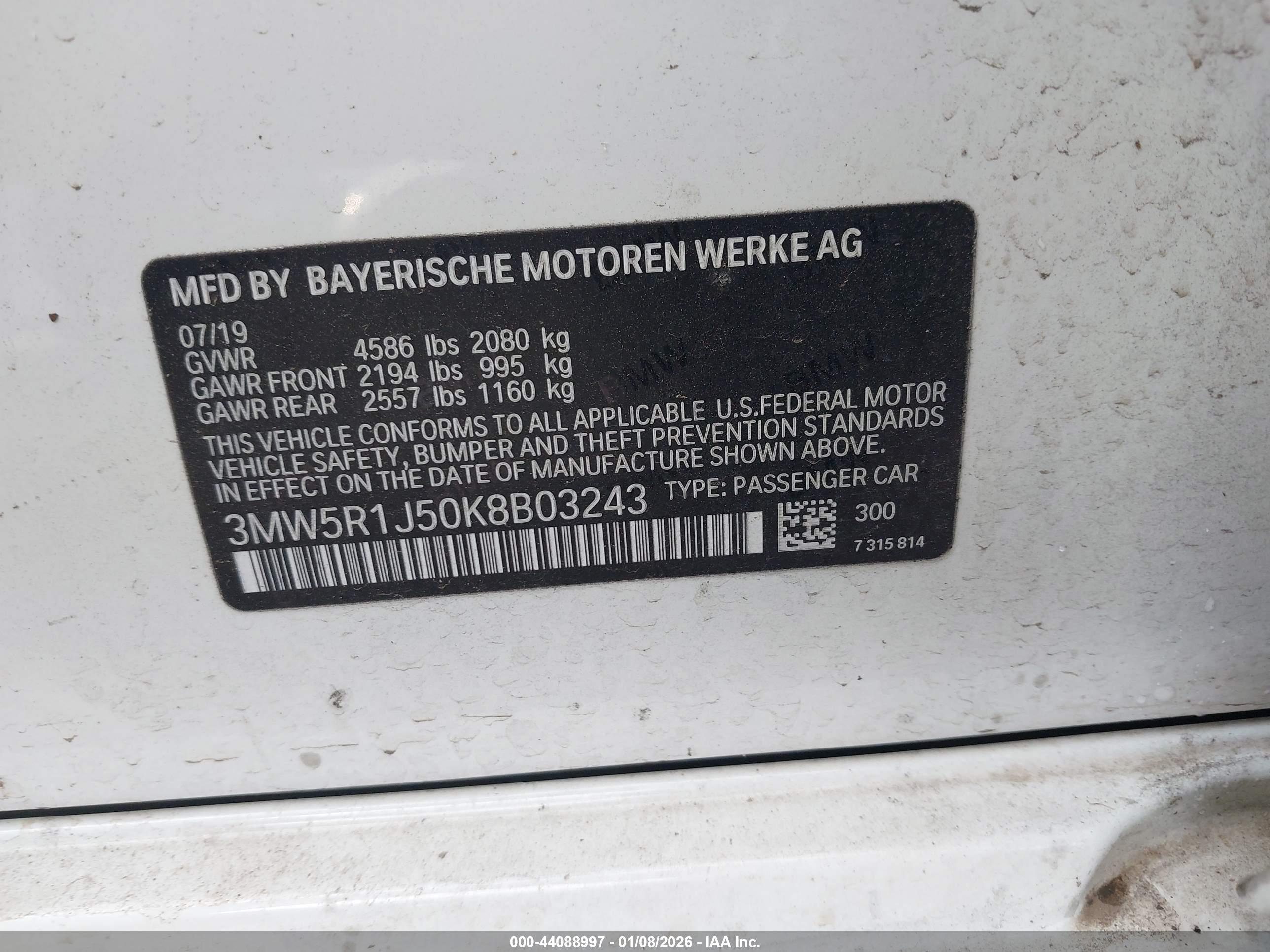 BMW 330I image 9