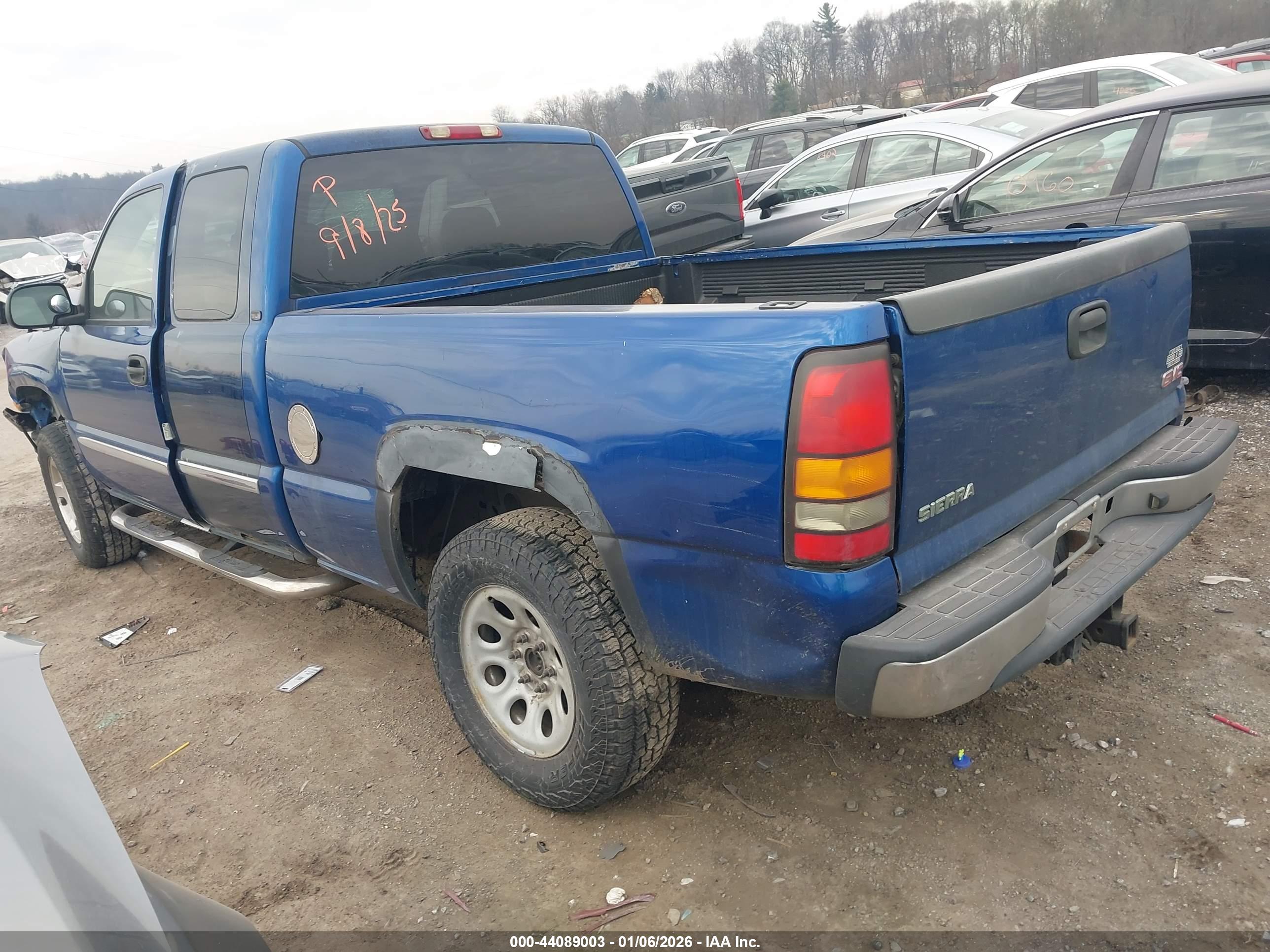 GMC SIERRA image 3
