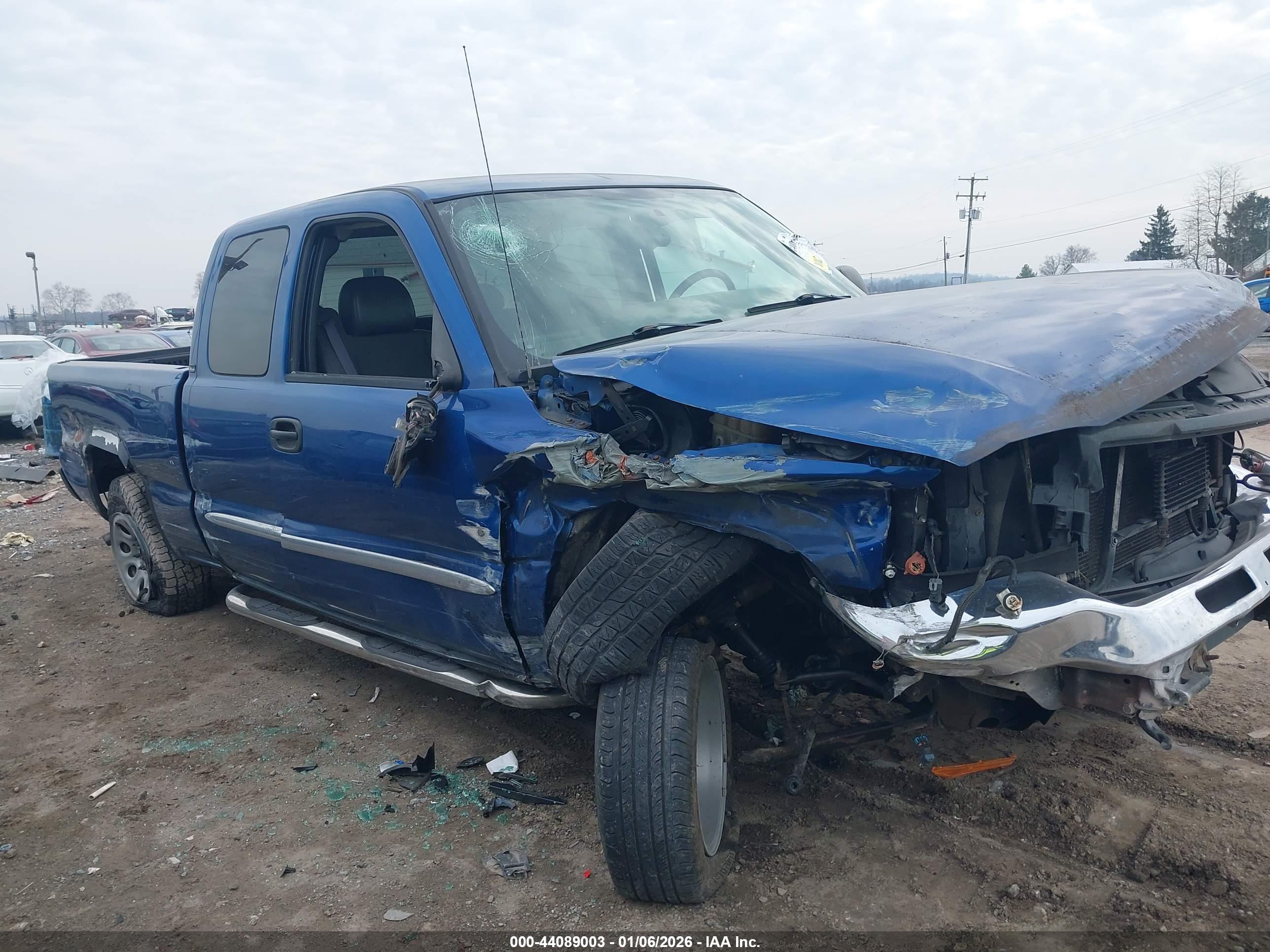 GMC SIERRA image 6