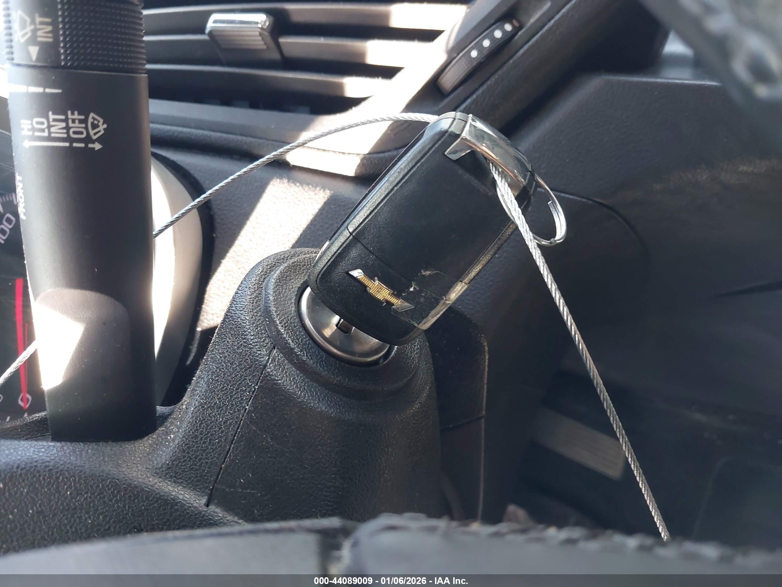 CHEVROLET EQUINOX image 11