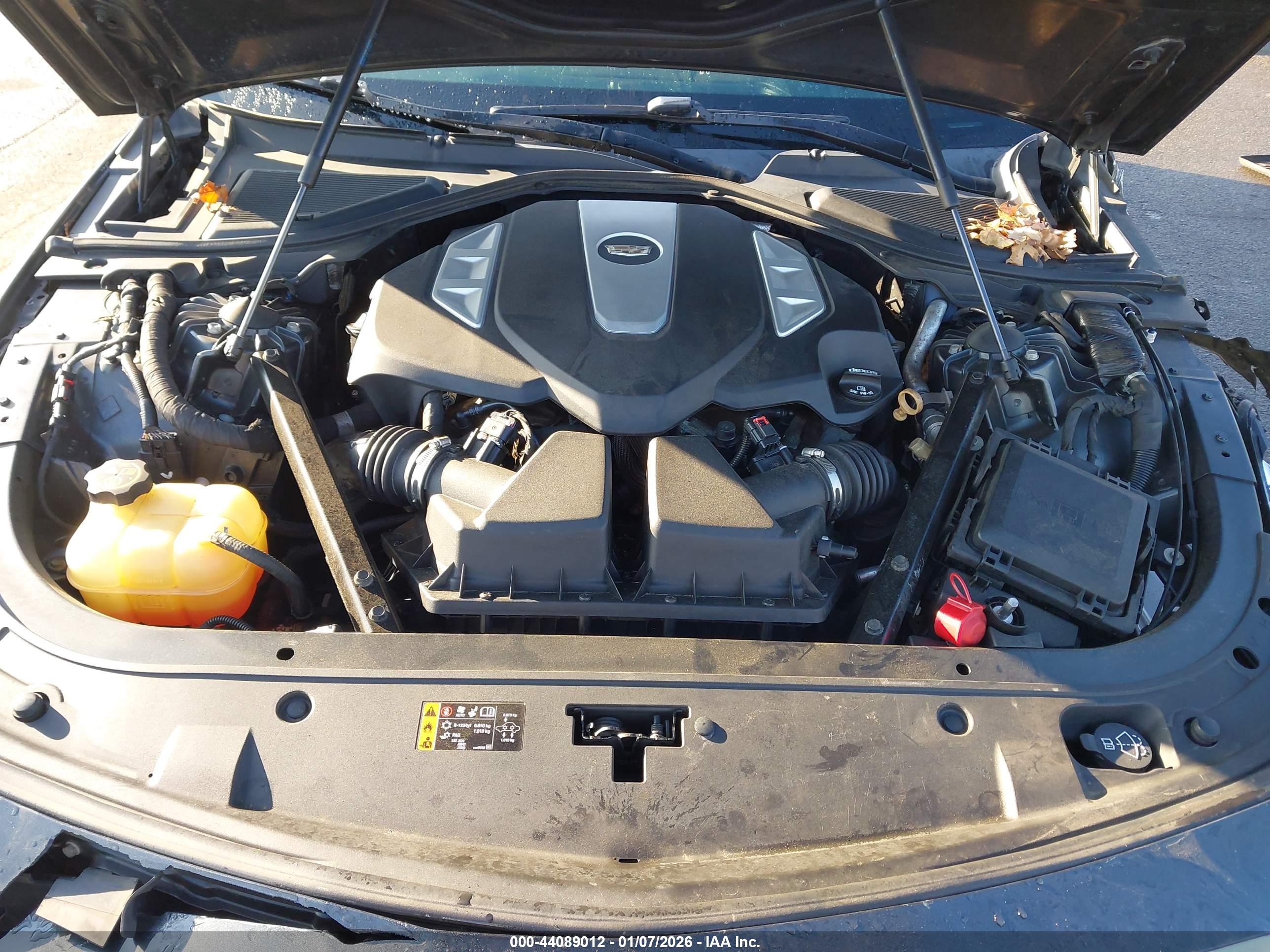 CADILLAC CT6 image 10