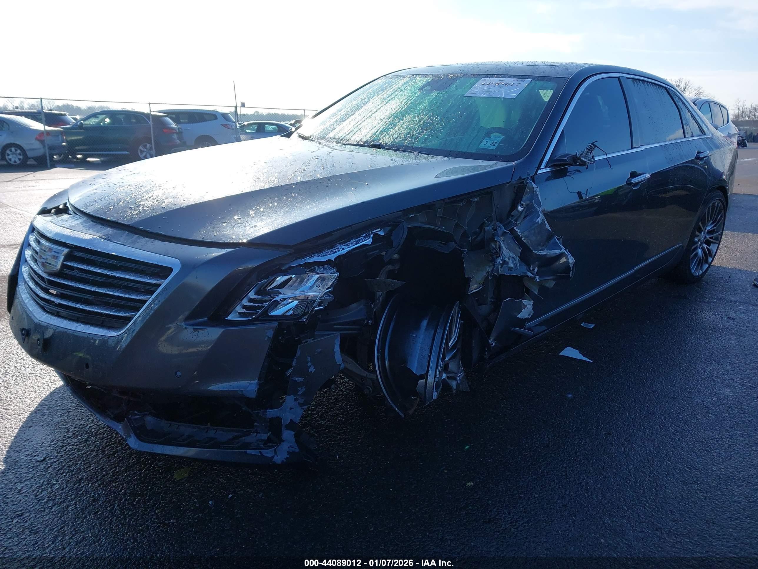 CADILLAC CT6 image 2