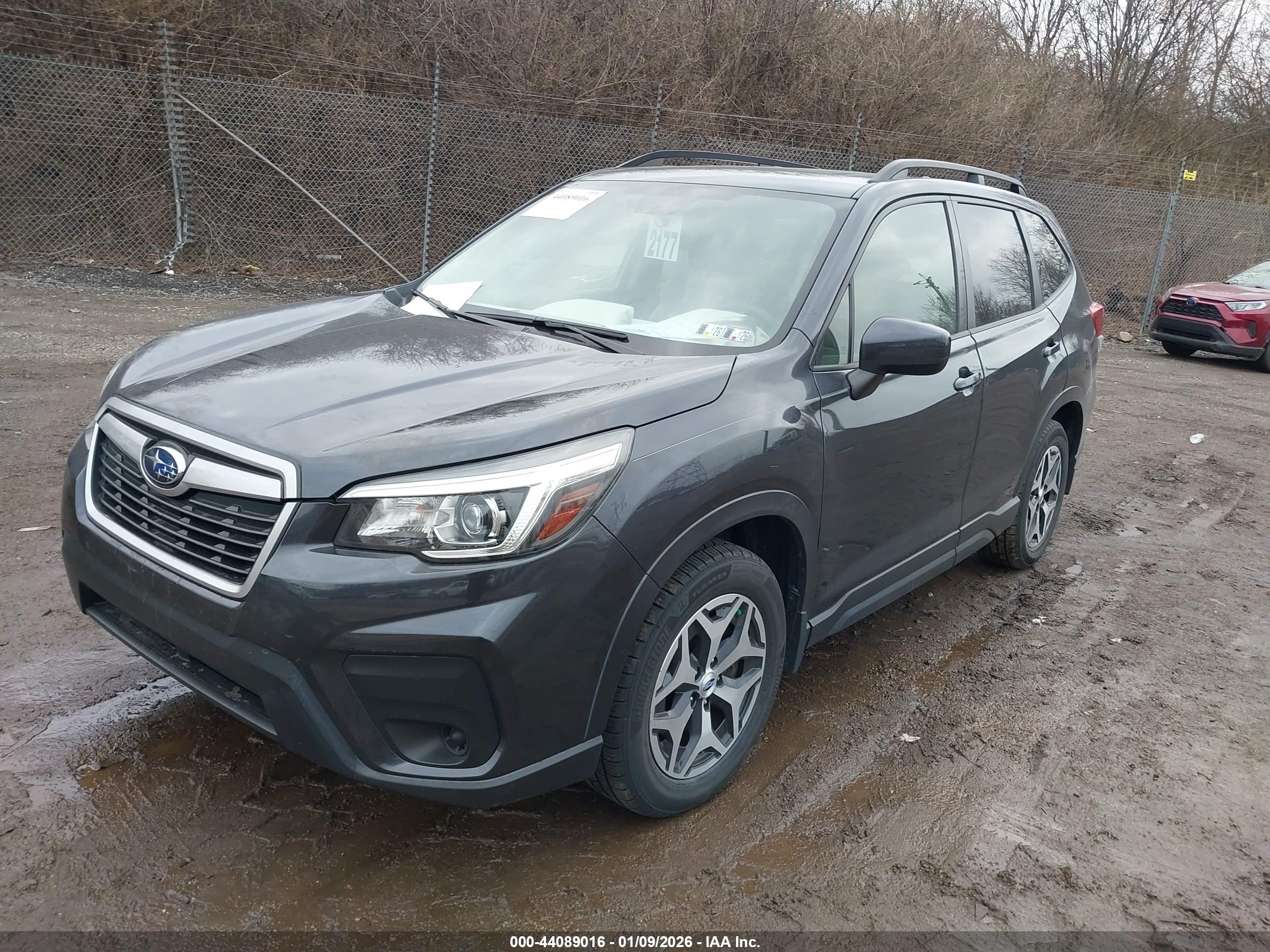 SUBARU FORESTER image 2