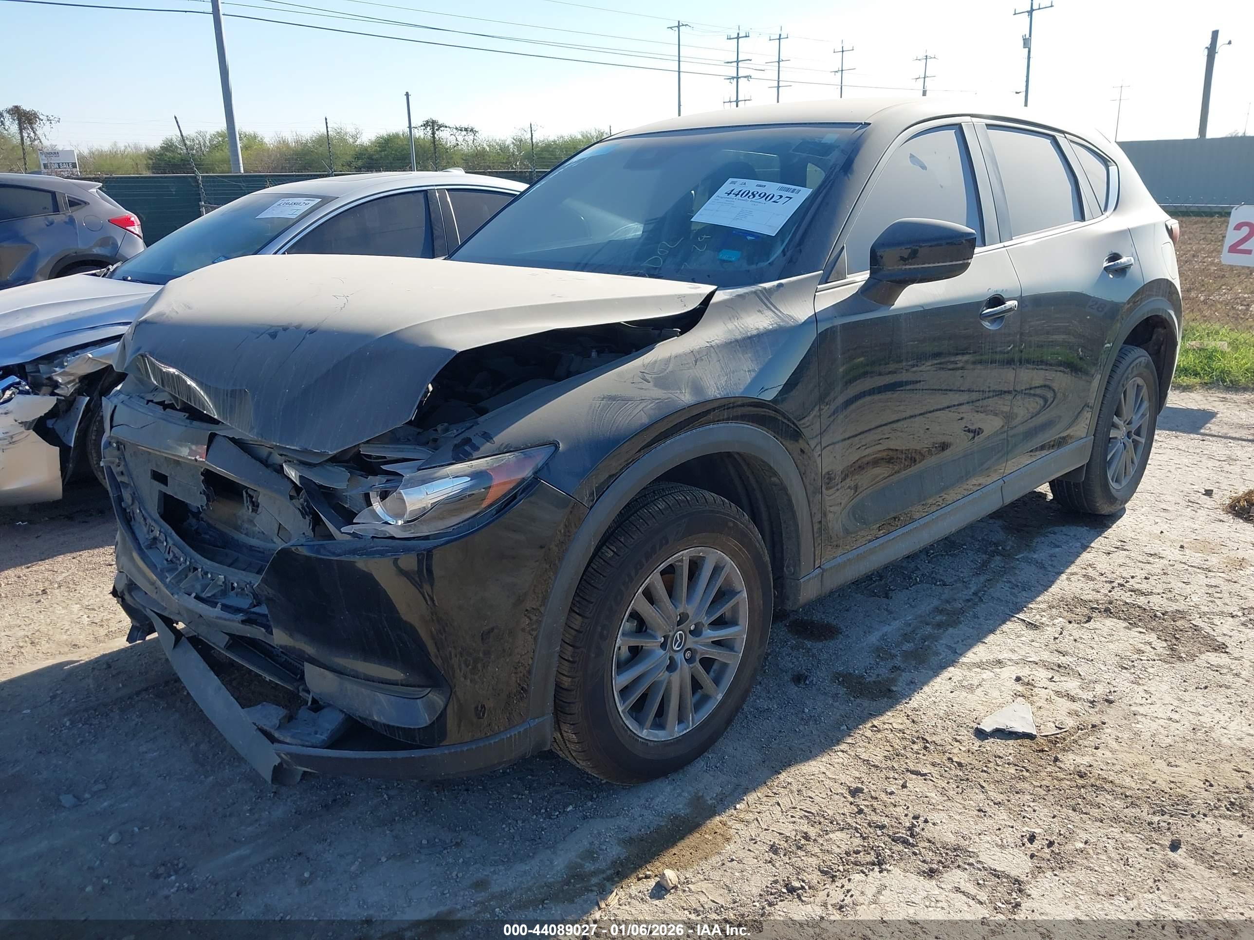 MAZDA CX-5 image 2
