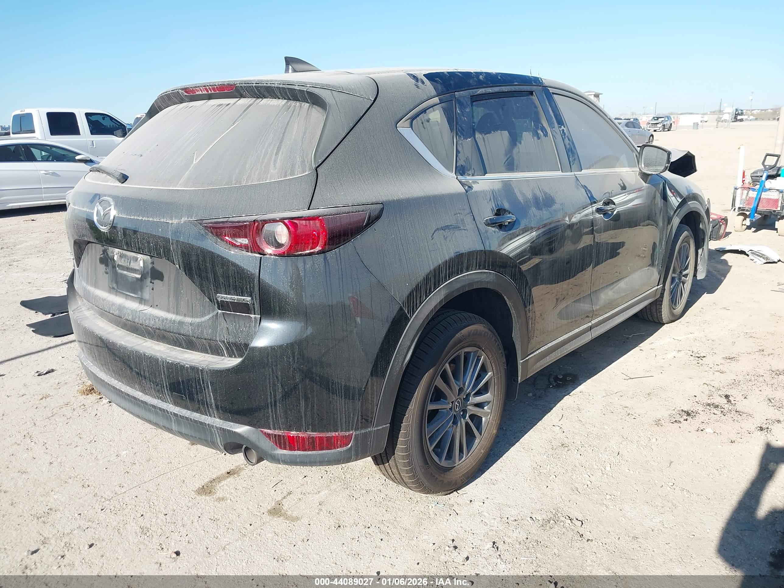 MAZDA CX-5 image 4