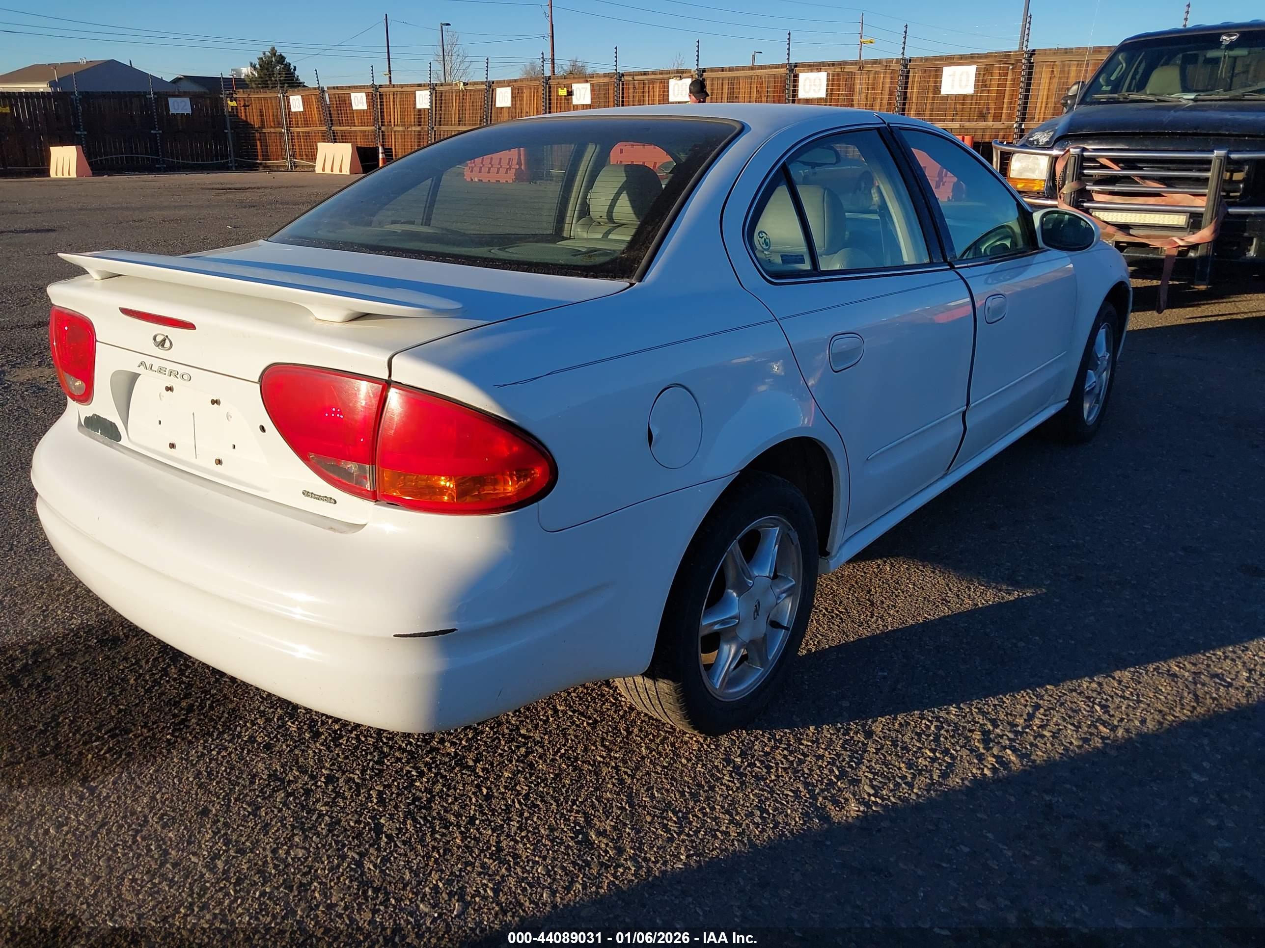 OLDSMOBILE ALERO image 4