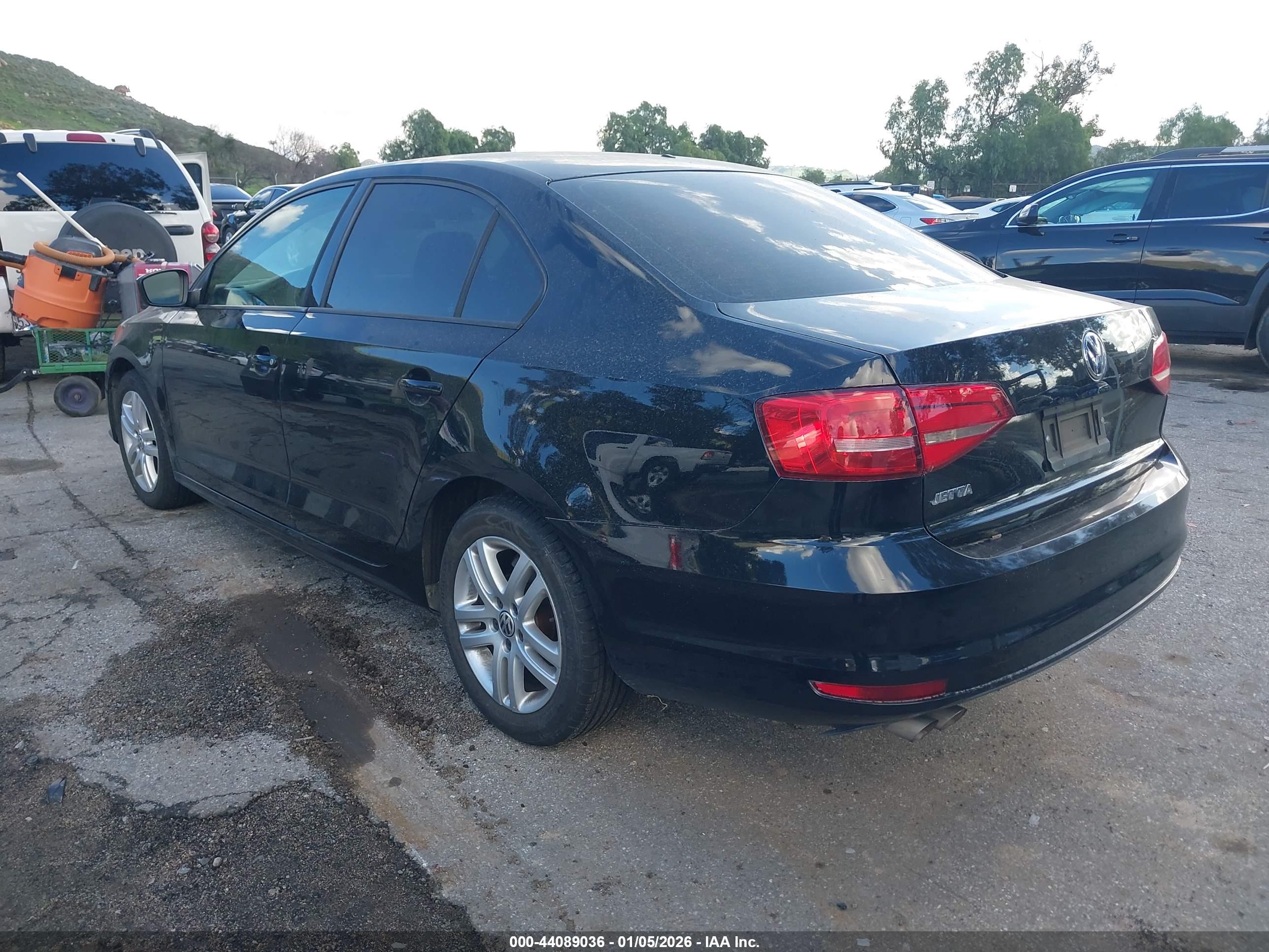 VOLKSWAGEN JETTA image 3
