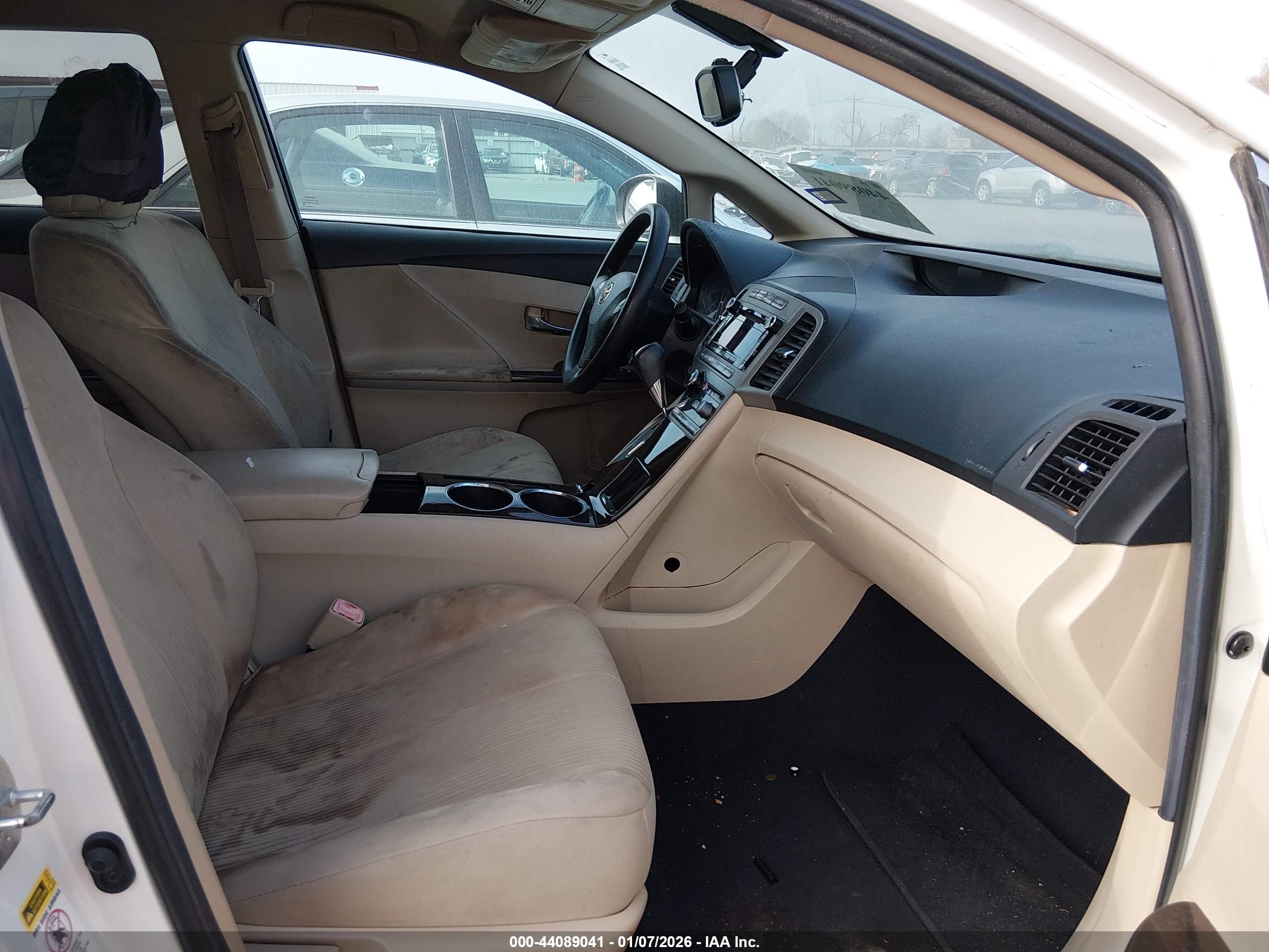 TOYOTA VENZA image 5