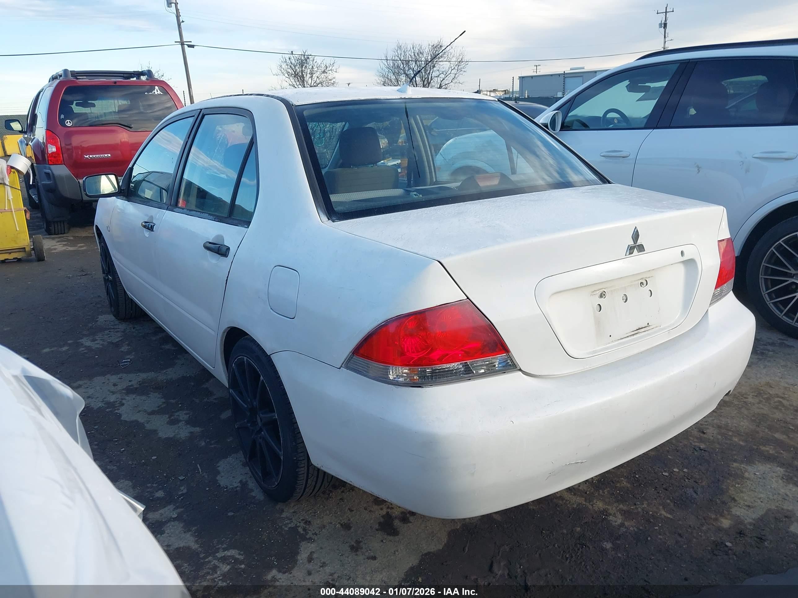 MITSUBISHI LANCER image 3