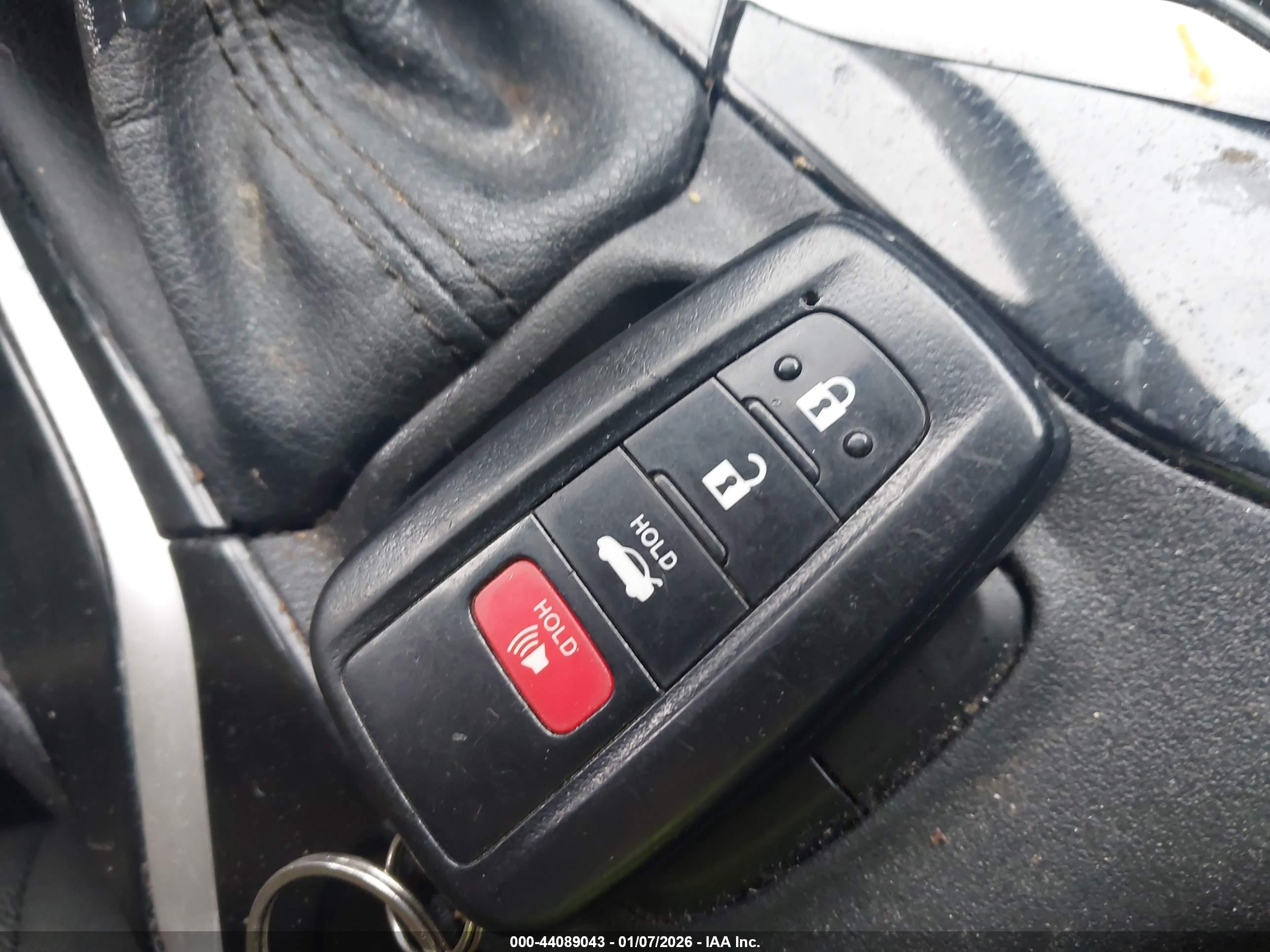 TOYOTA COROLLA image 11