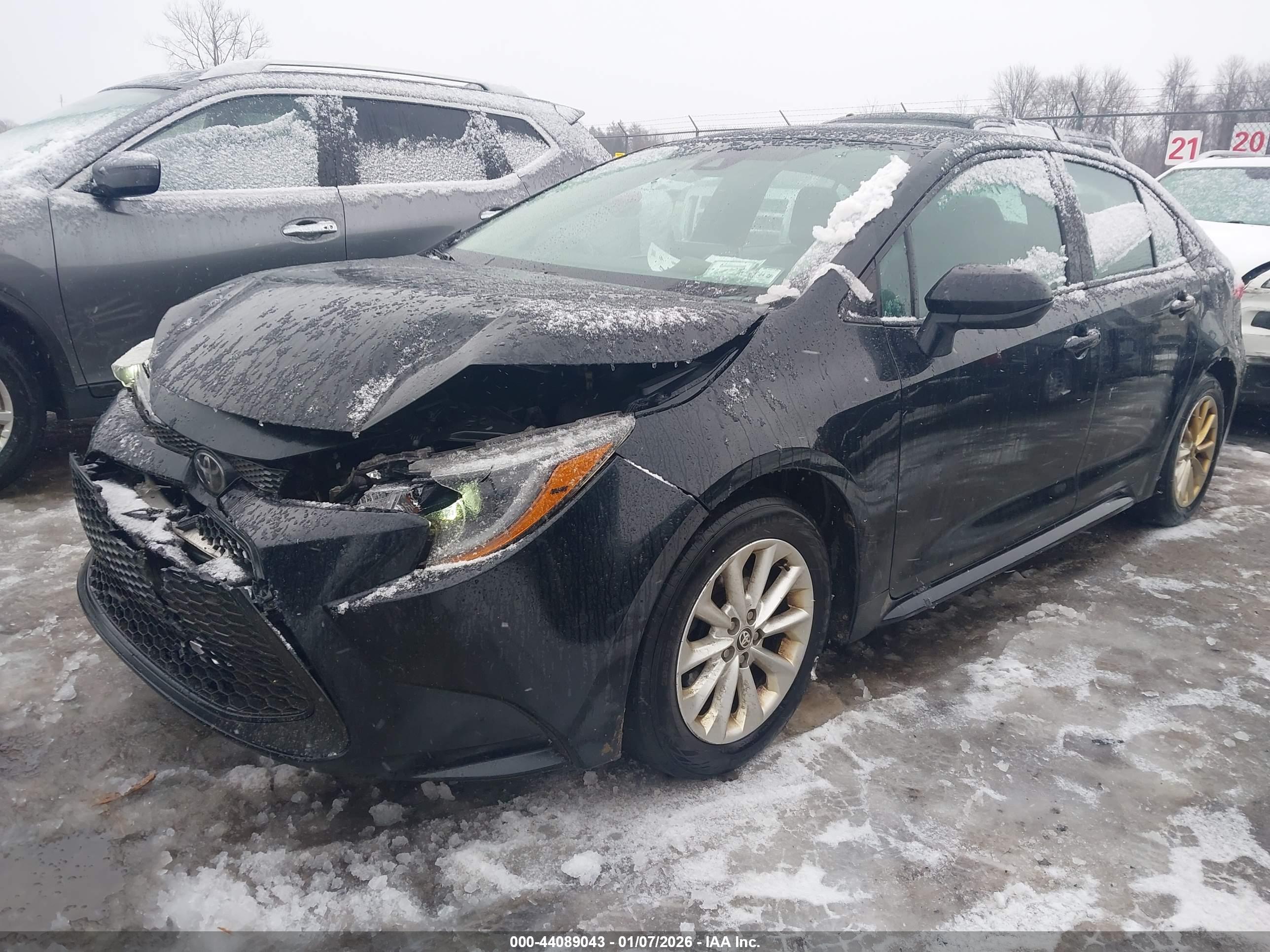 TOYOTA COROLLA image 2