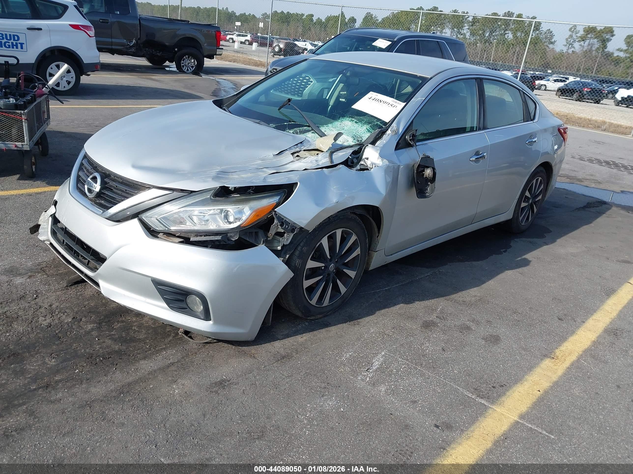 NISSAN ALTIMA image 2