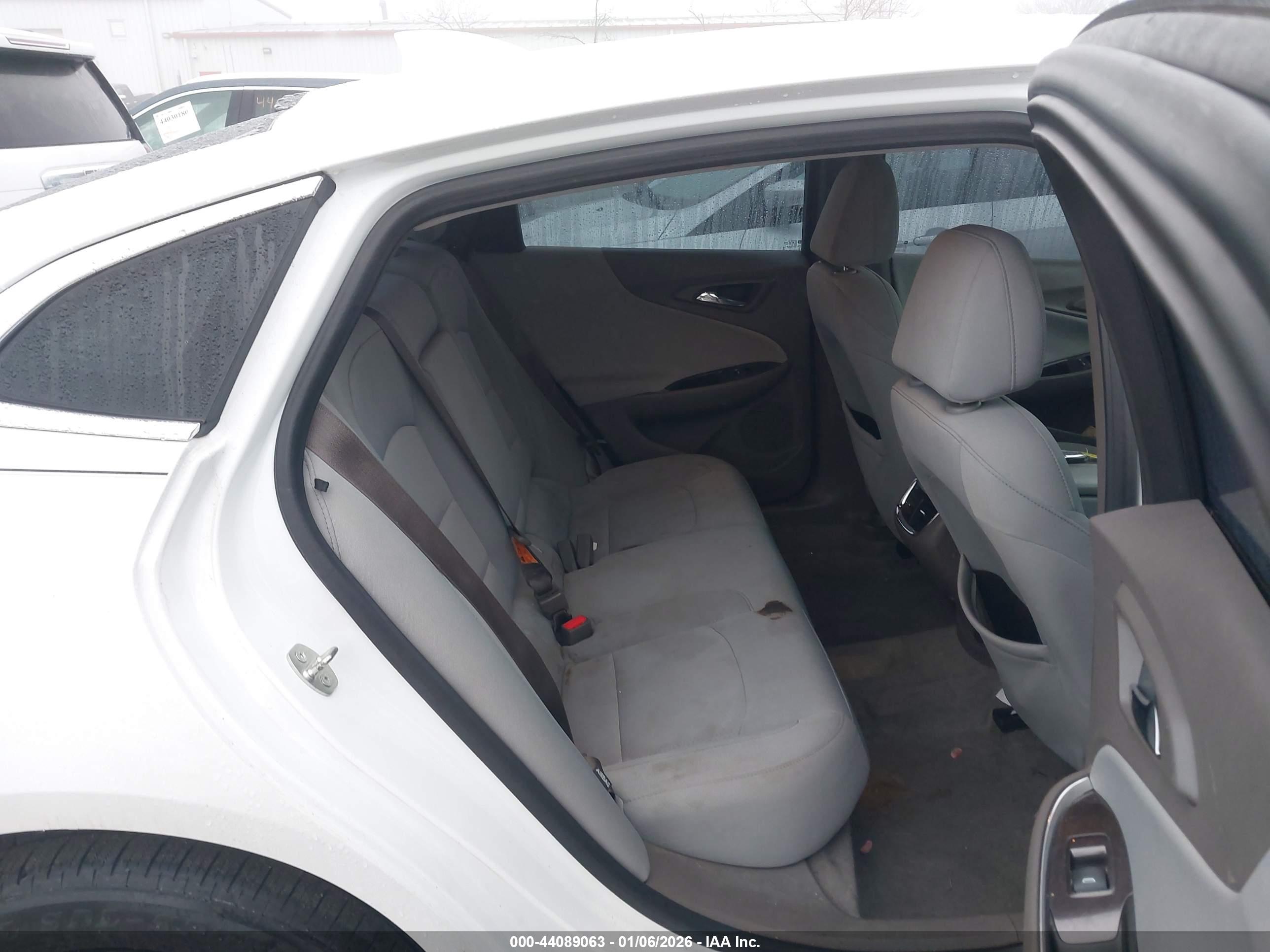 CHEVROLET MALIBU image 8