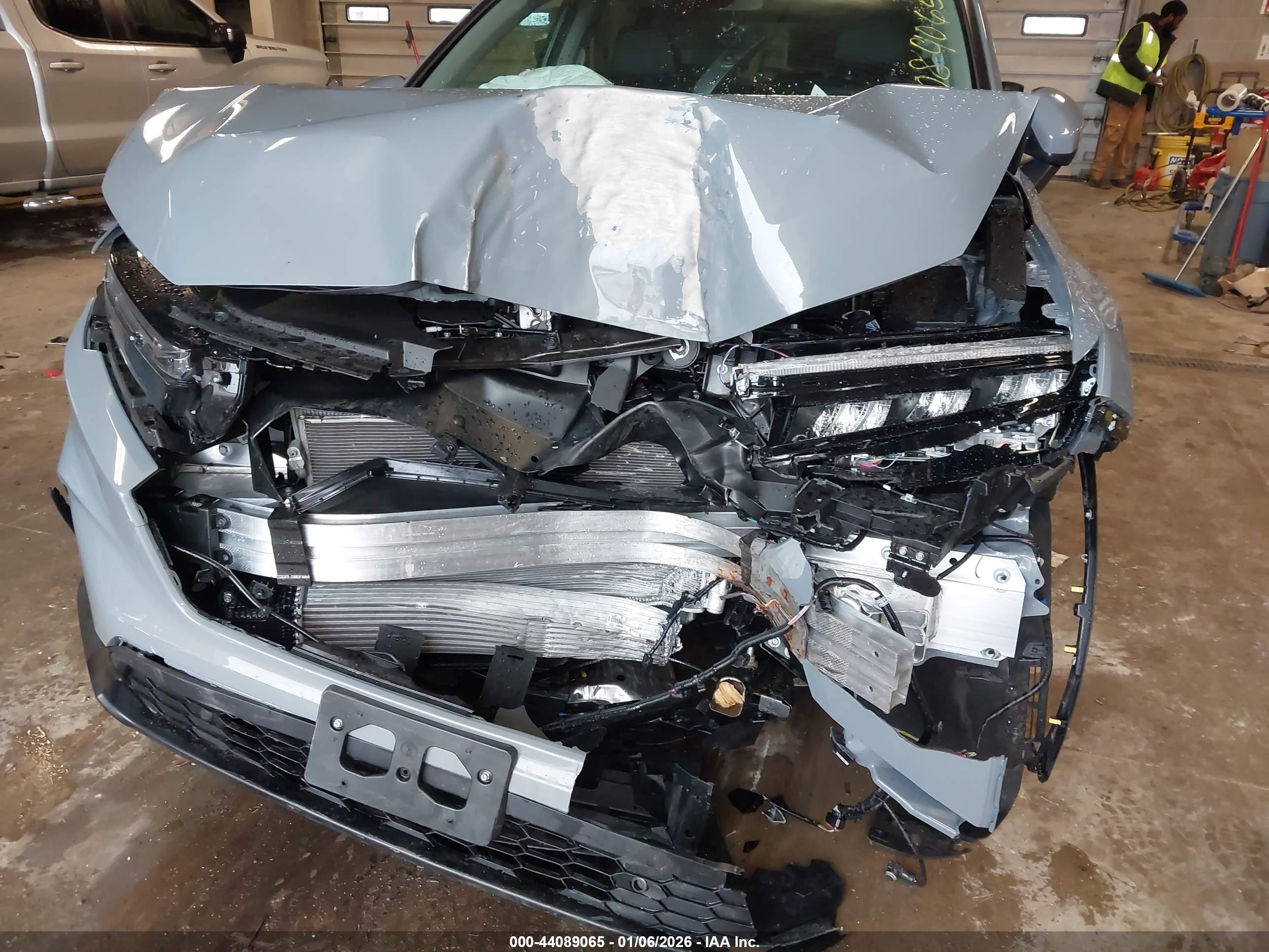 HONDA CR-V image 6