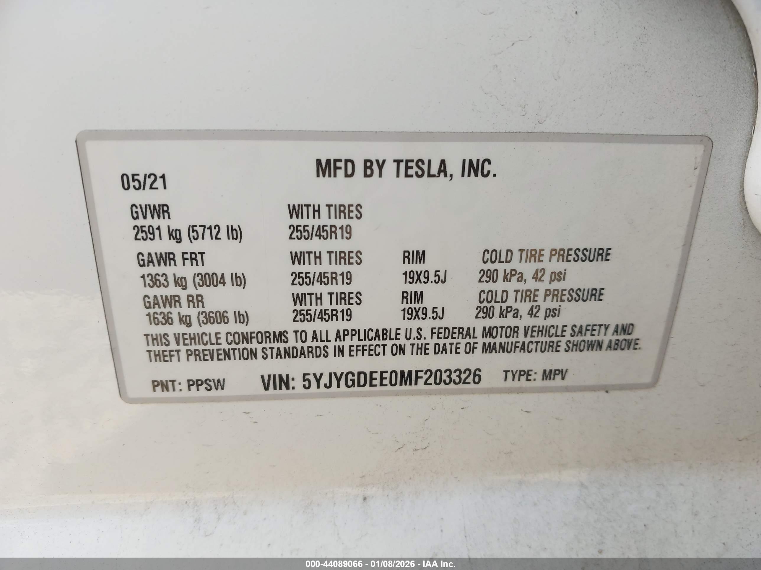 TESLA MODEL image 9
