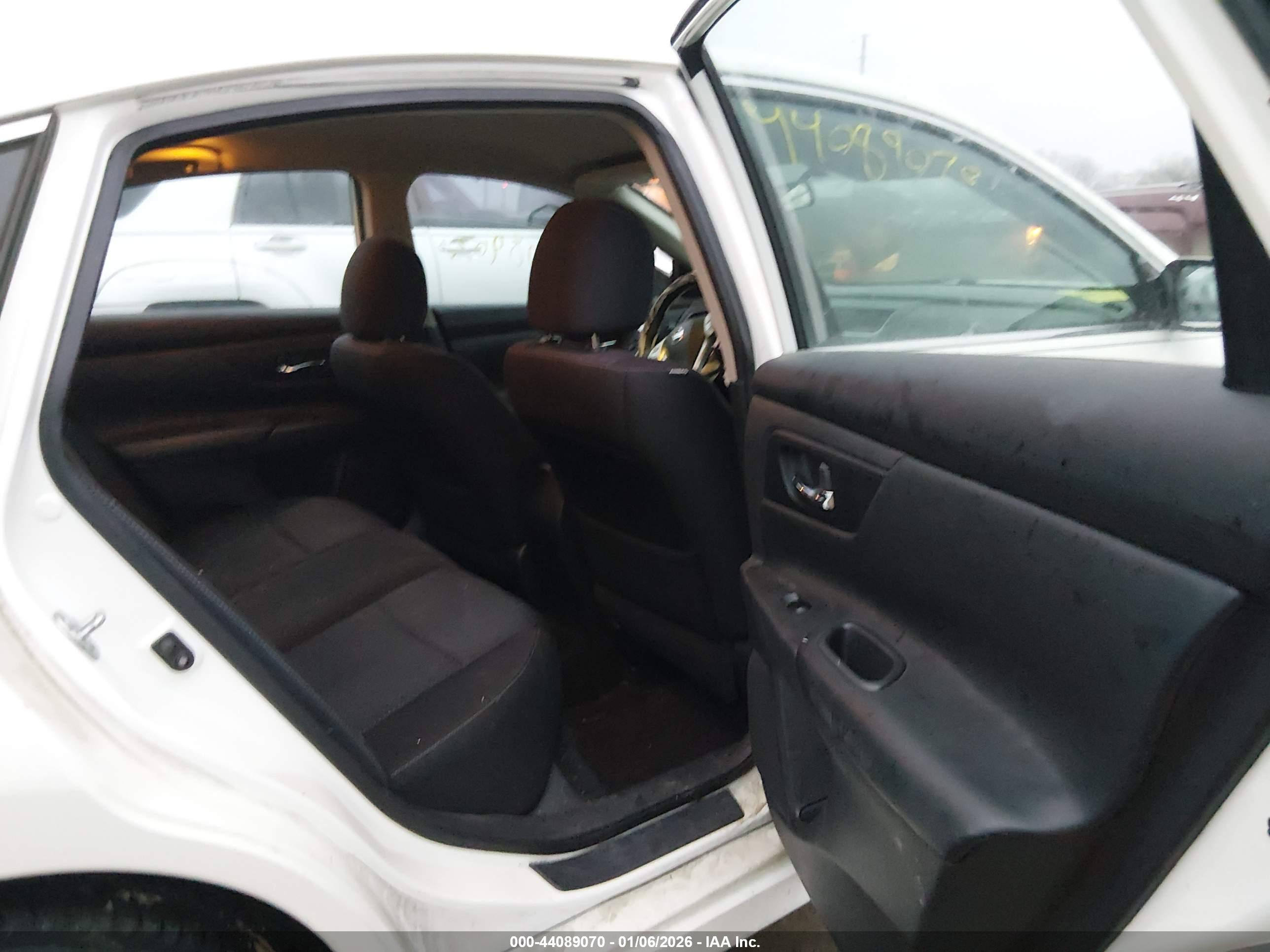NISSAN ALTIMA image 8