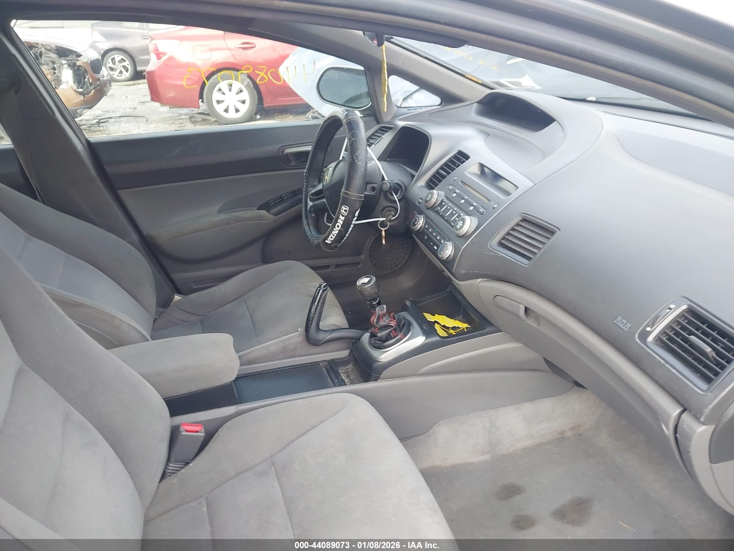 HONDA CIVIC image 5