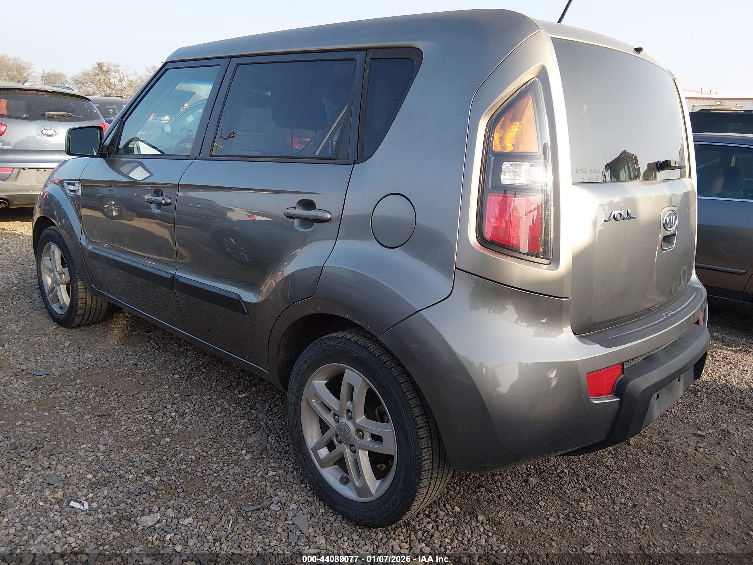 KIA SOUL image 3