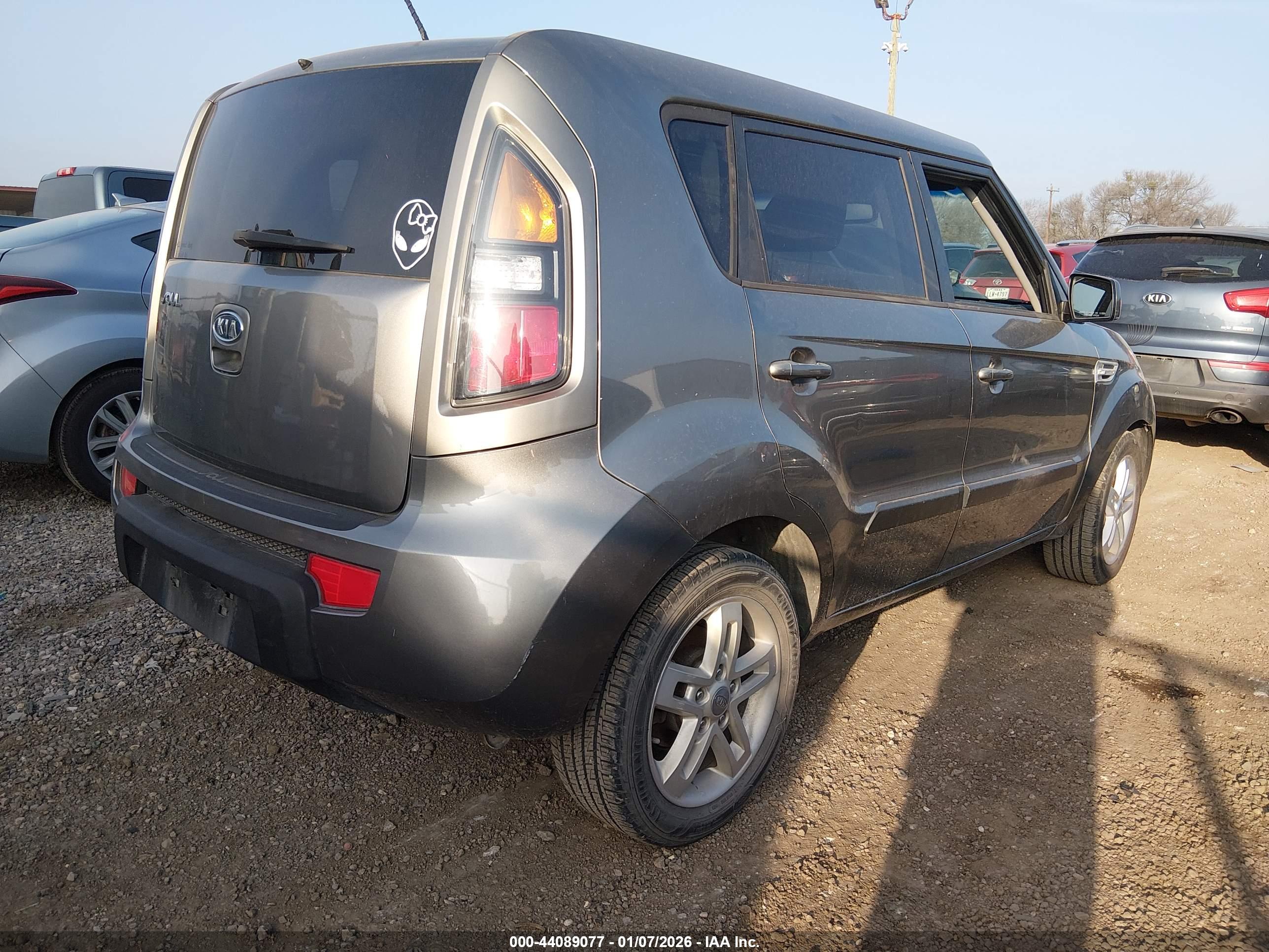 KIA SOUL image 4
