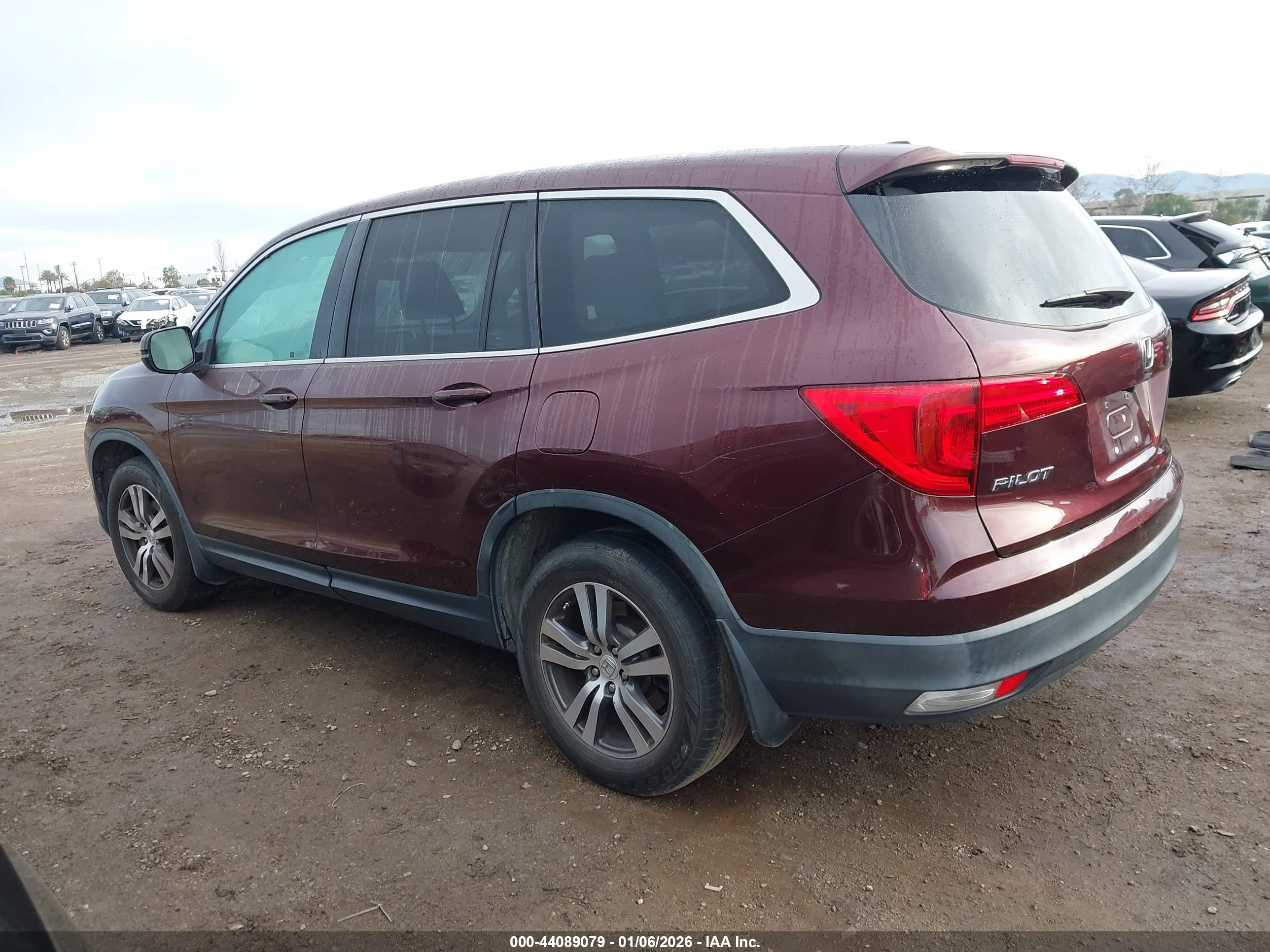 HONDA PILOT image 3