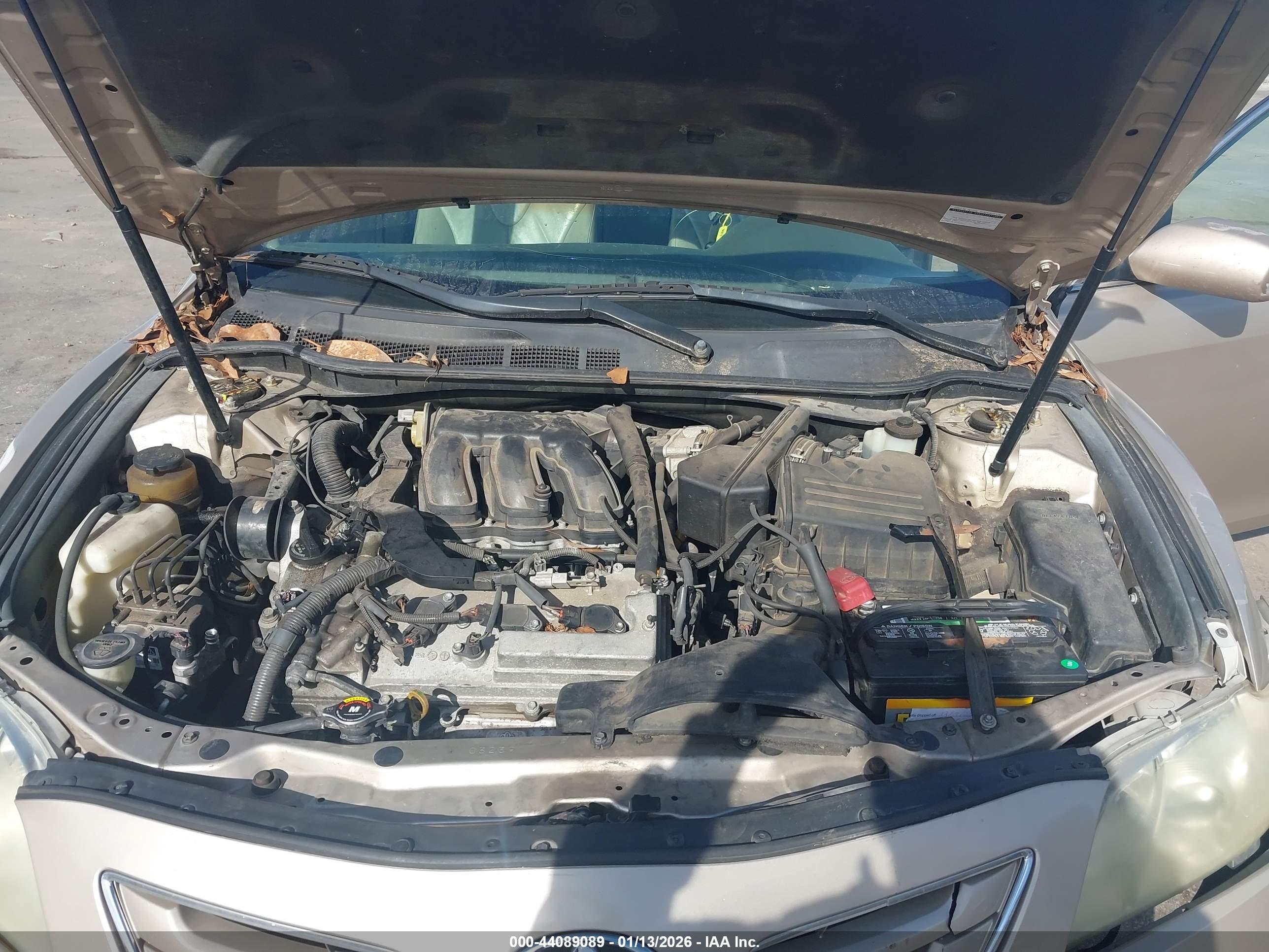 TOYOTA CAMRY image 10