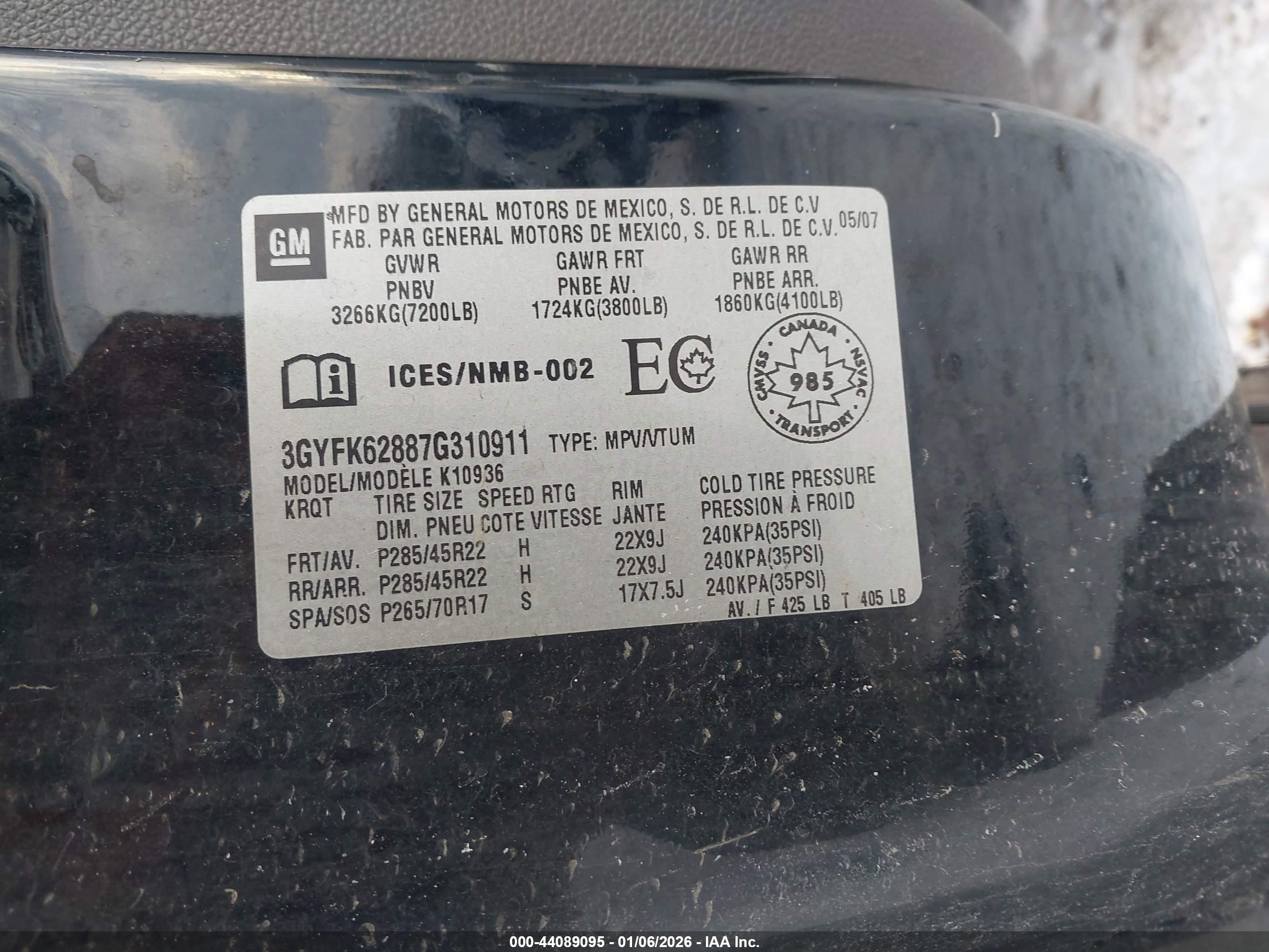 CADILLAC ESCALADE image 9