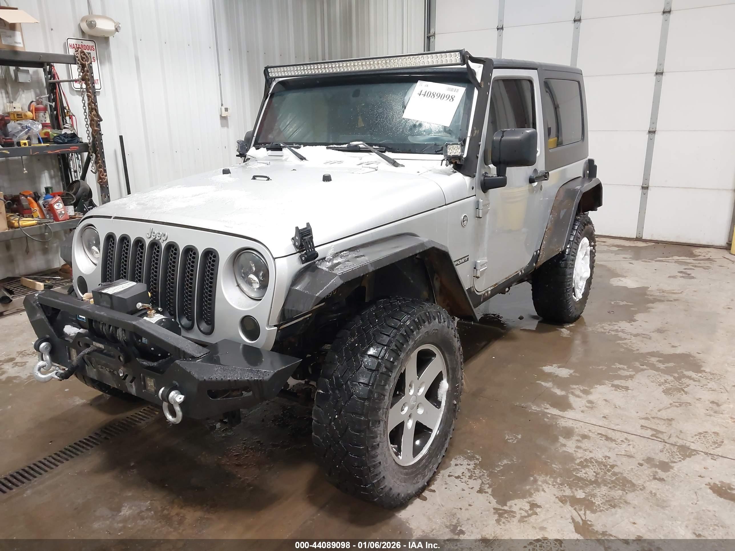 JEEP WRANGLER image 2