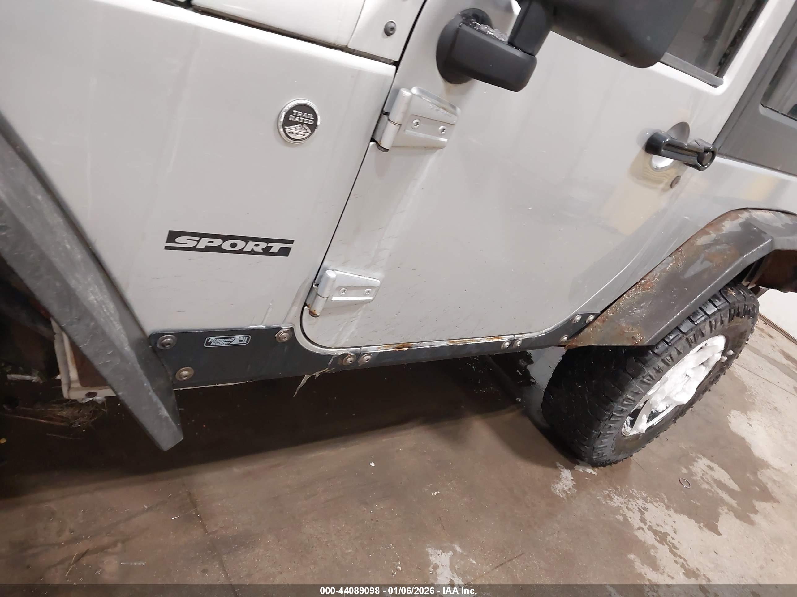 JEEP WRANGLER image 6