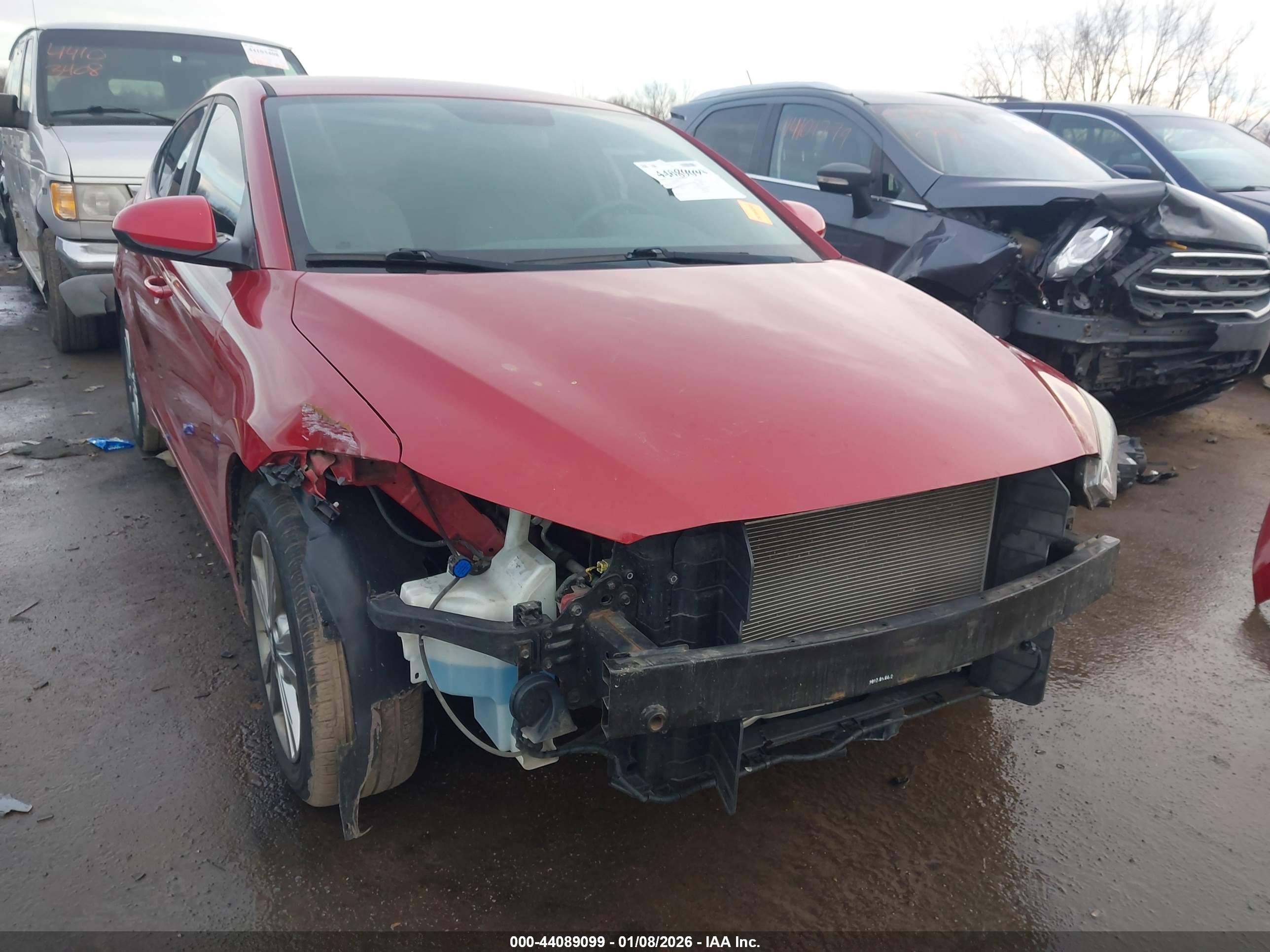 HYUNDAI ELANTRA image 6