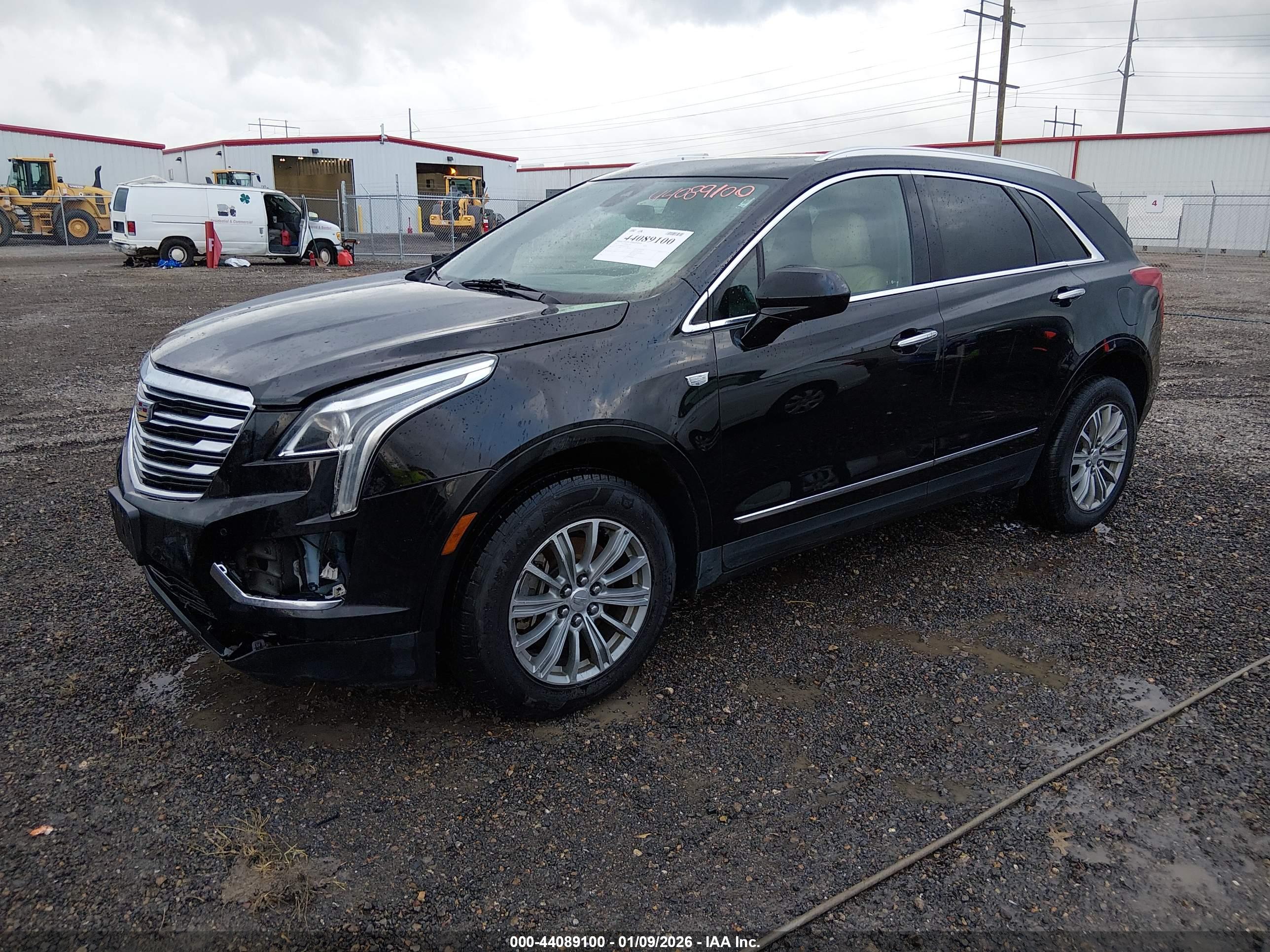 CADILLAC XT5 image 2