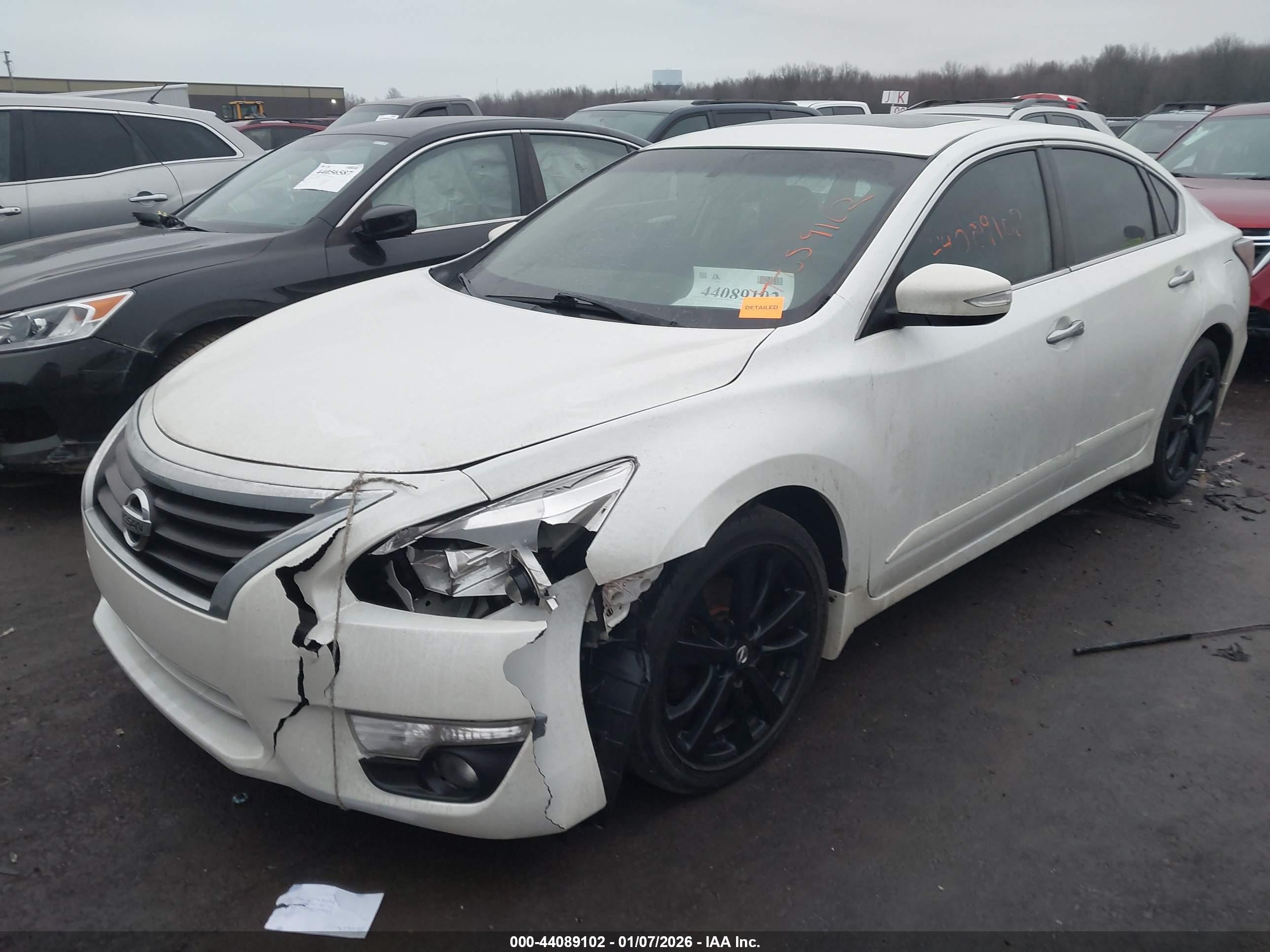 NISSAN ALTIMA image 2