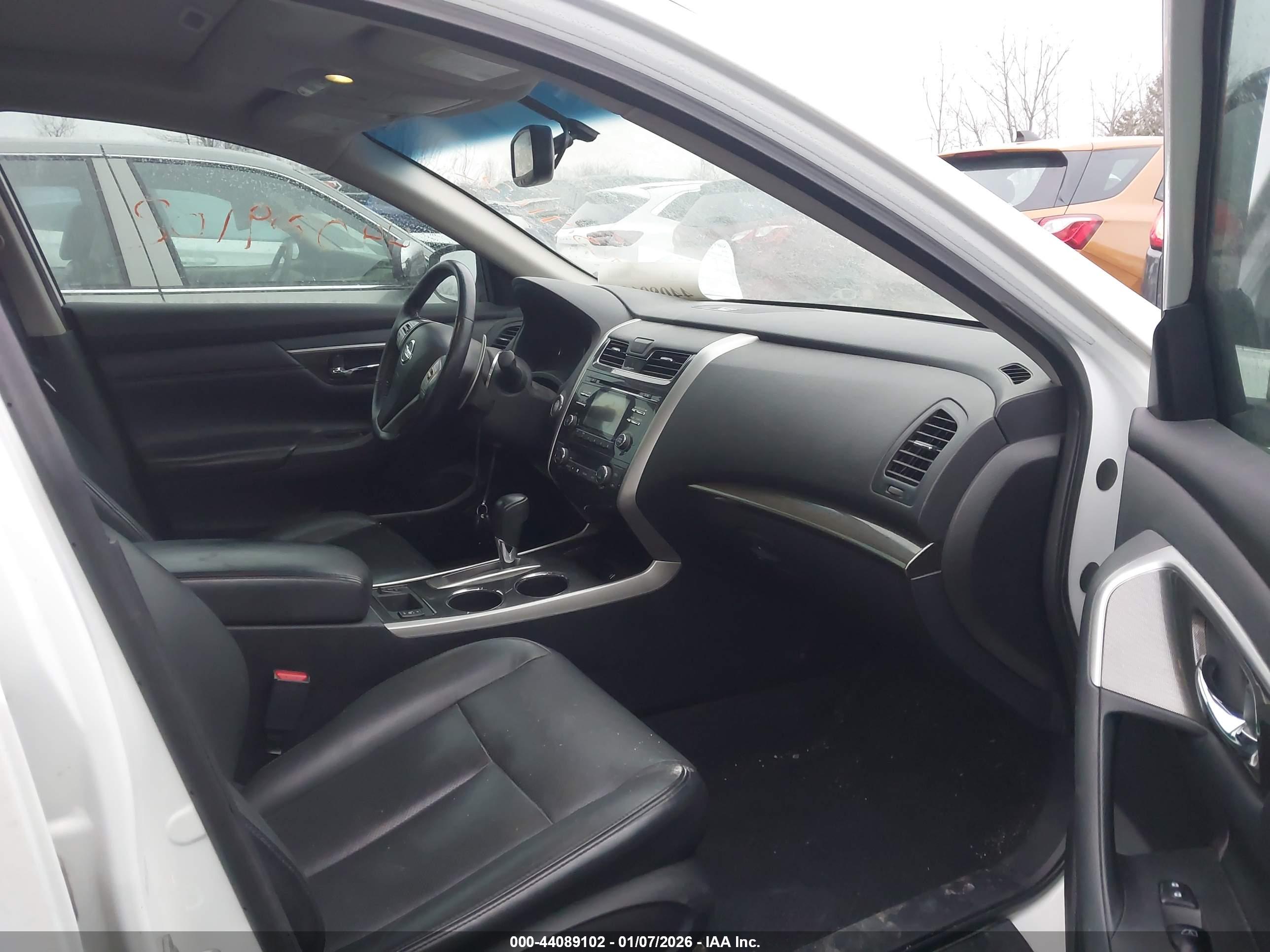 NISSAN ALTIMA image 5