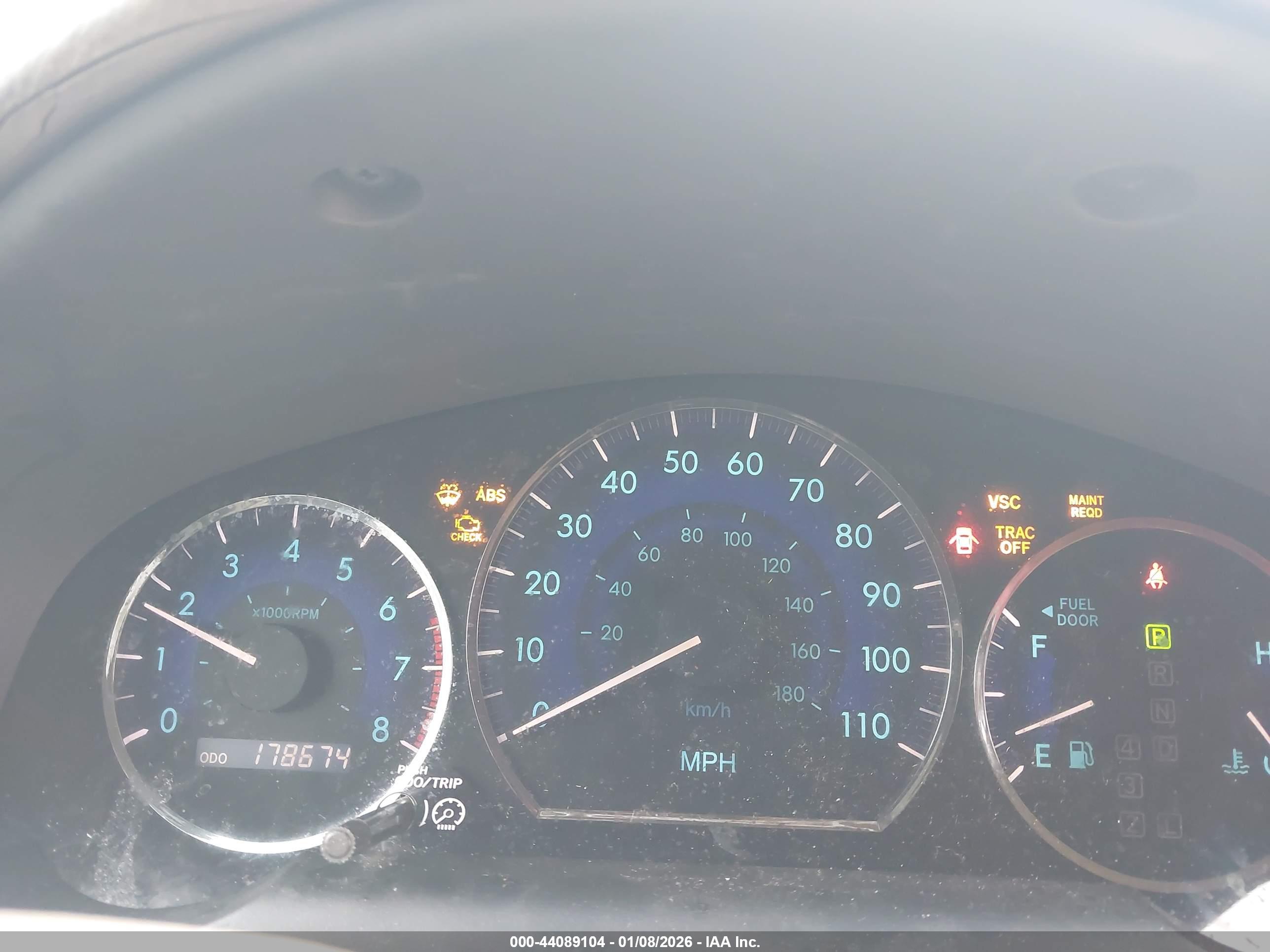 TOYOTA SIENNA image 7