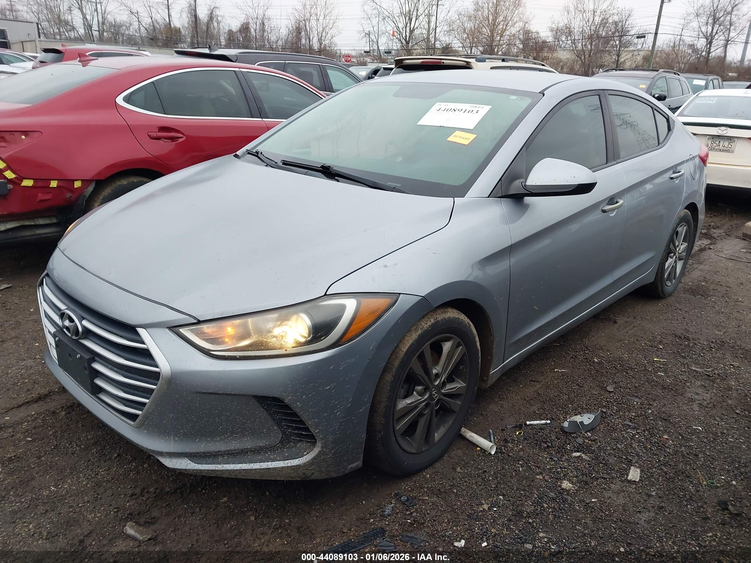 HYUNDAI ELANTRA image 2