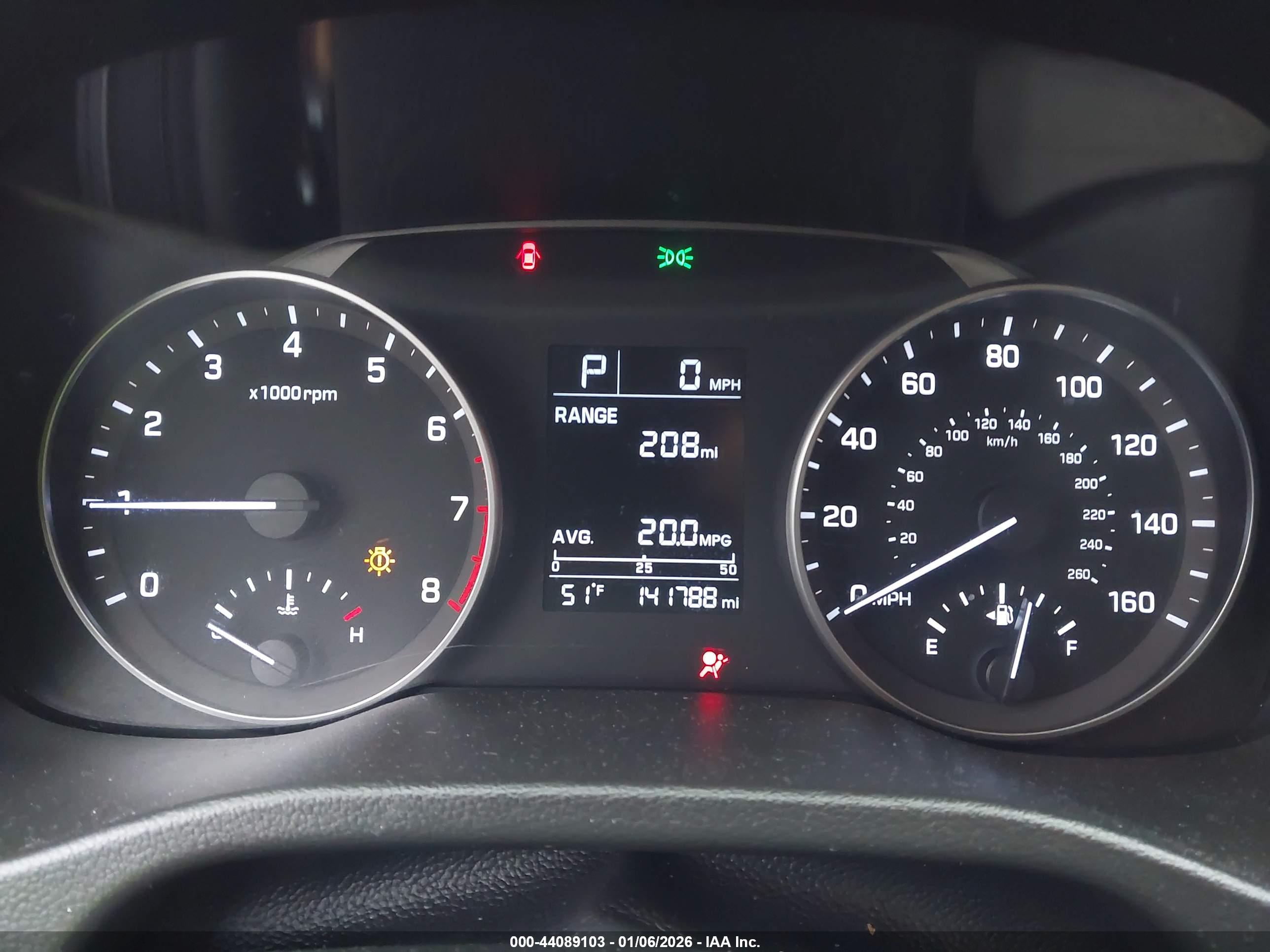 HYUNDAI ELANTRA image 7