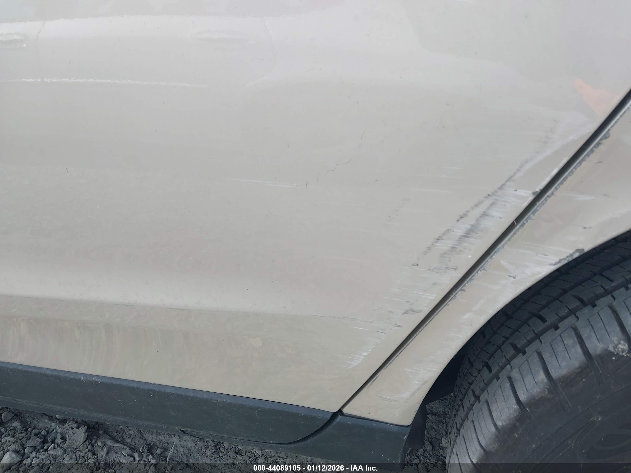 CADILLAC SRX image 6