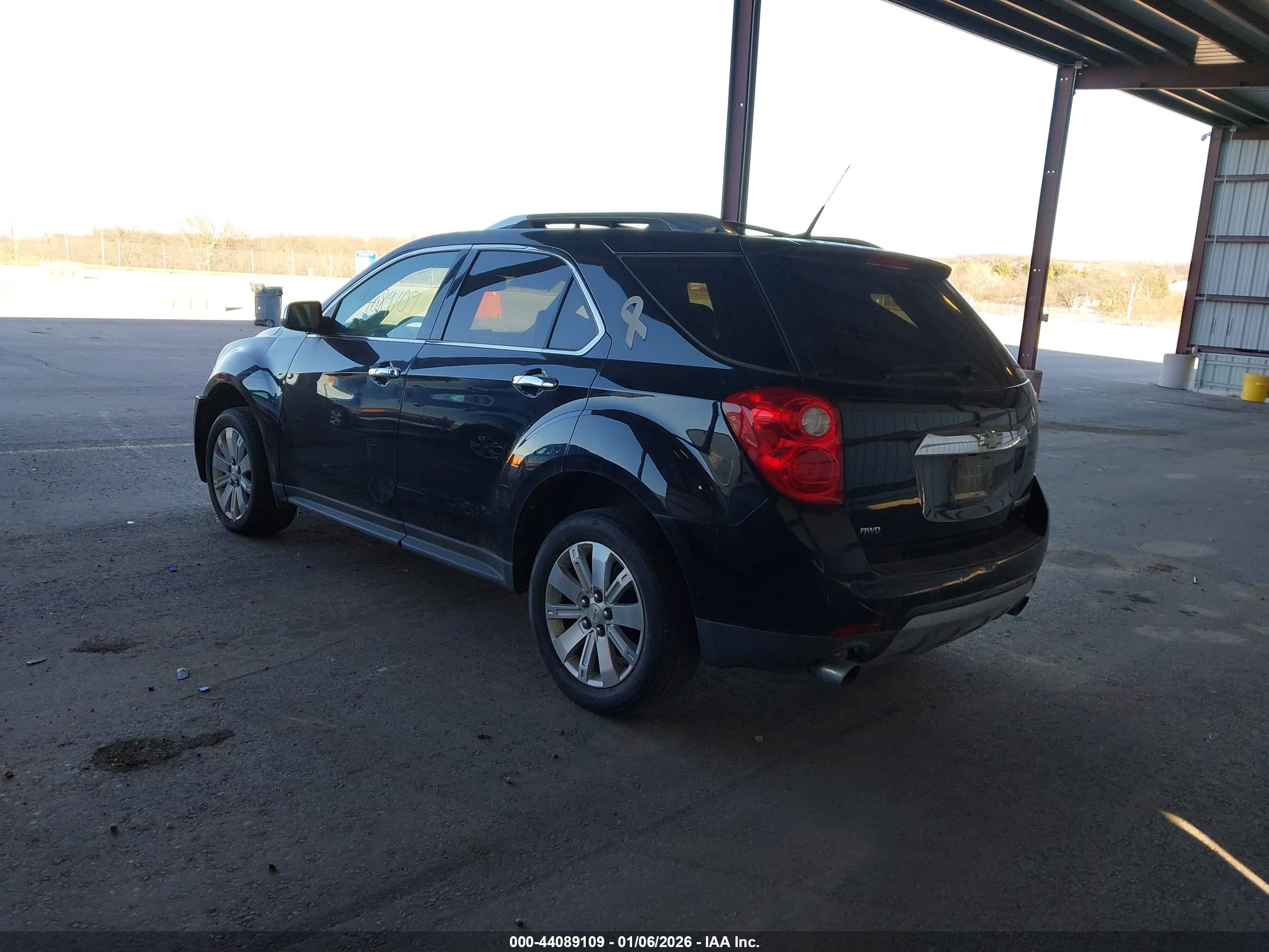 CHEVROLET EQUINOX image 3