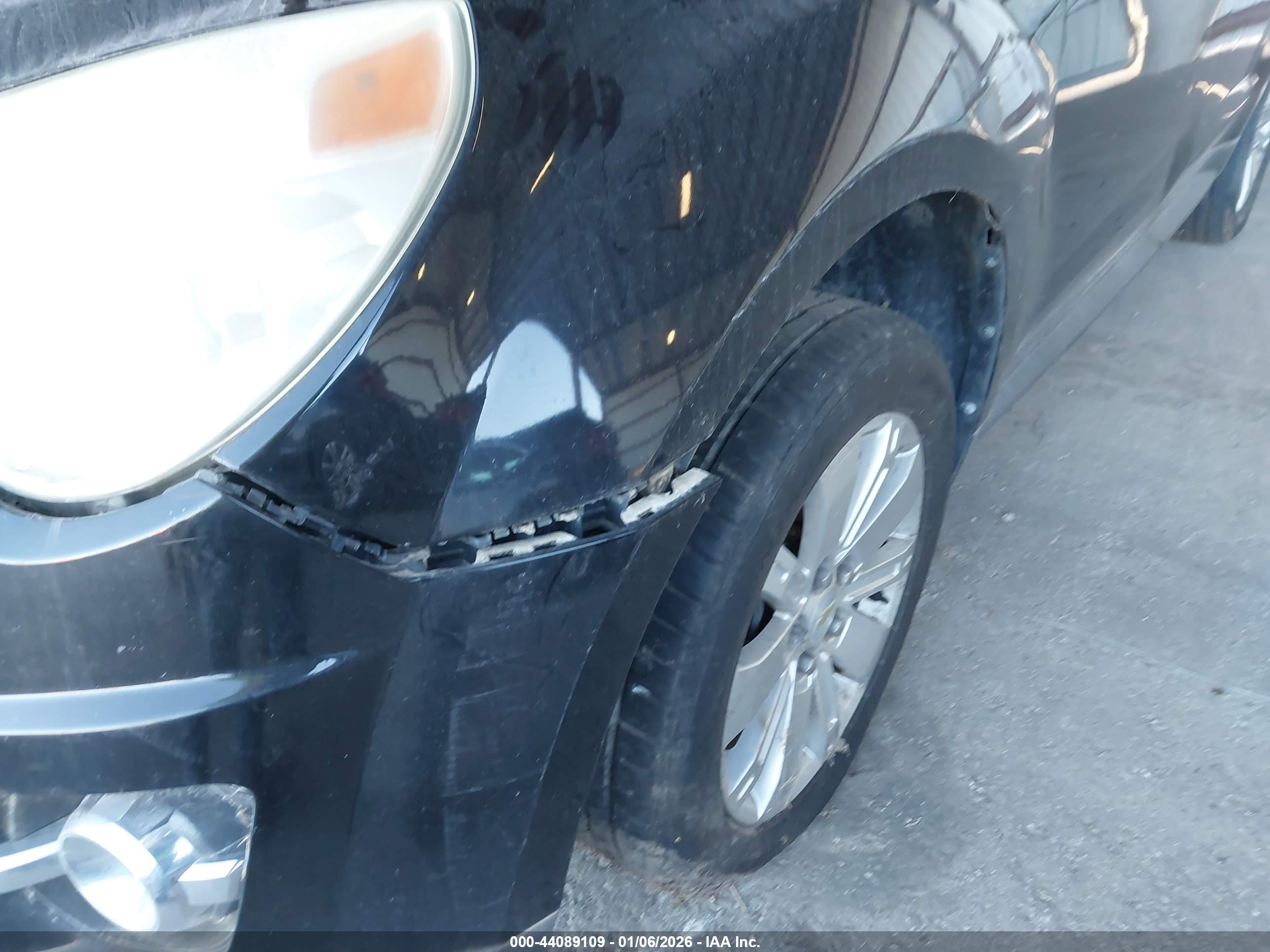 CHEVROLET EQUINOX image 6