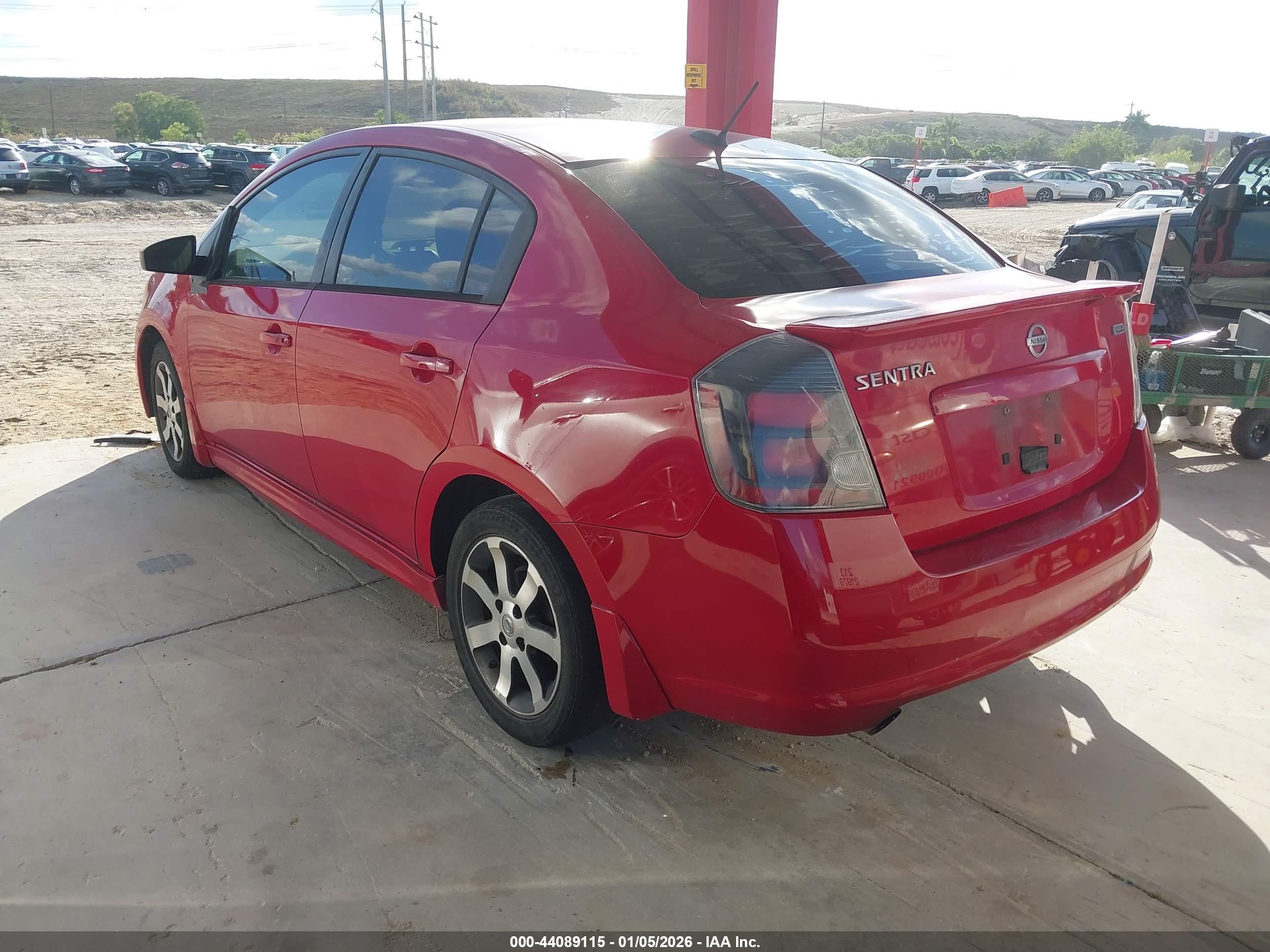 NISSAN SENTRA image 3