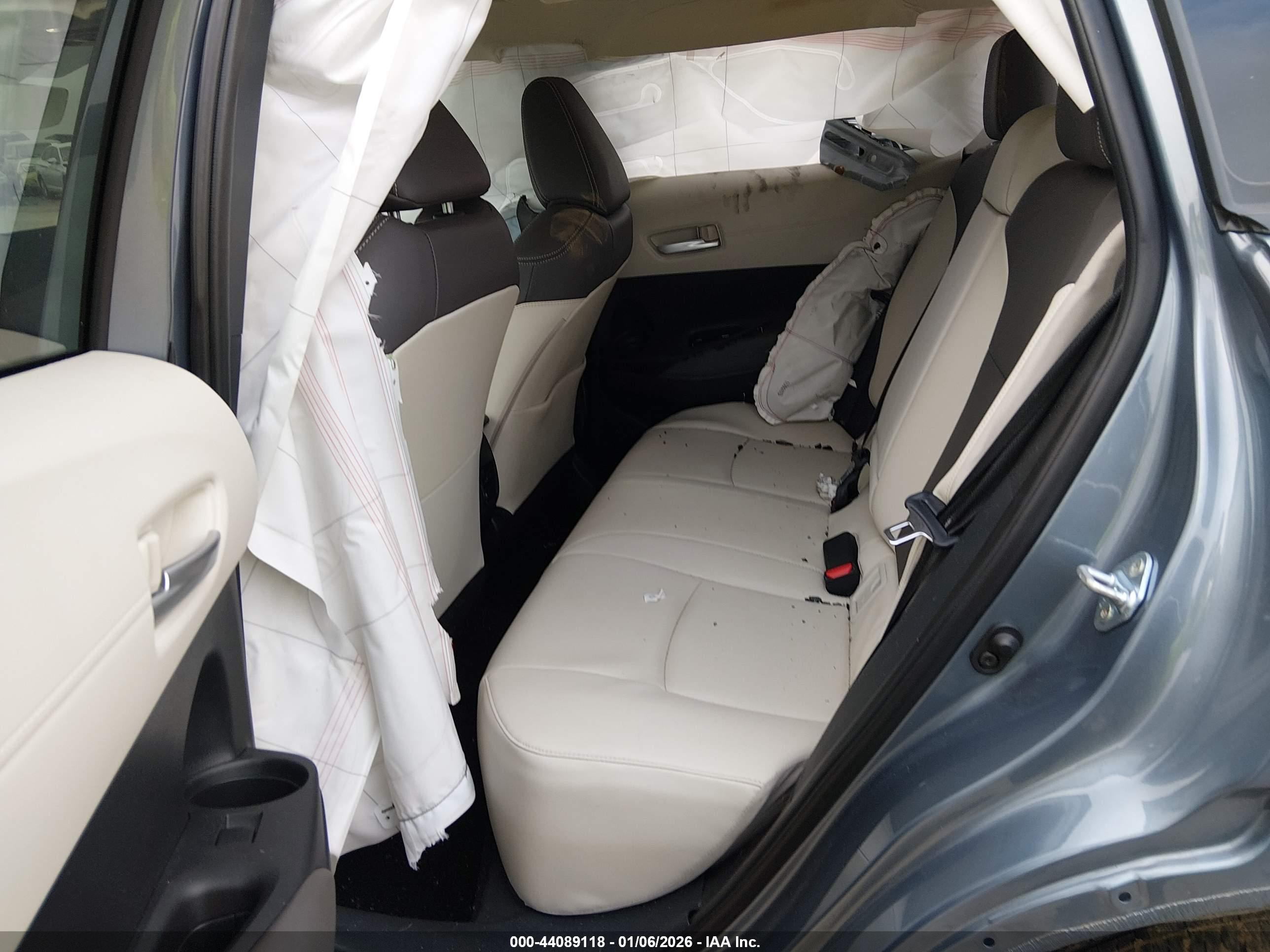 TOYOTA COROLLA image 8